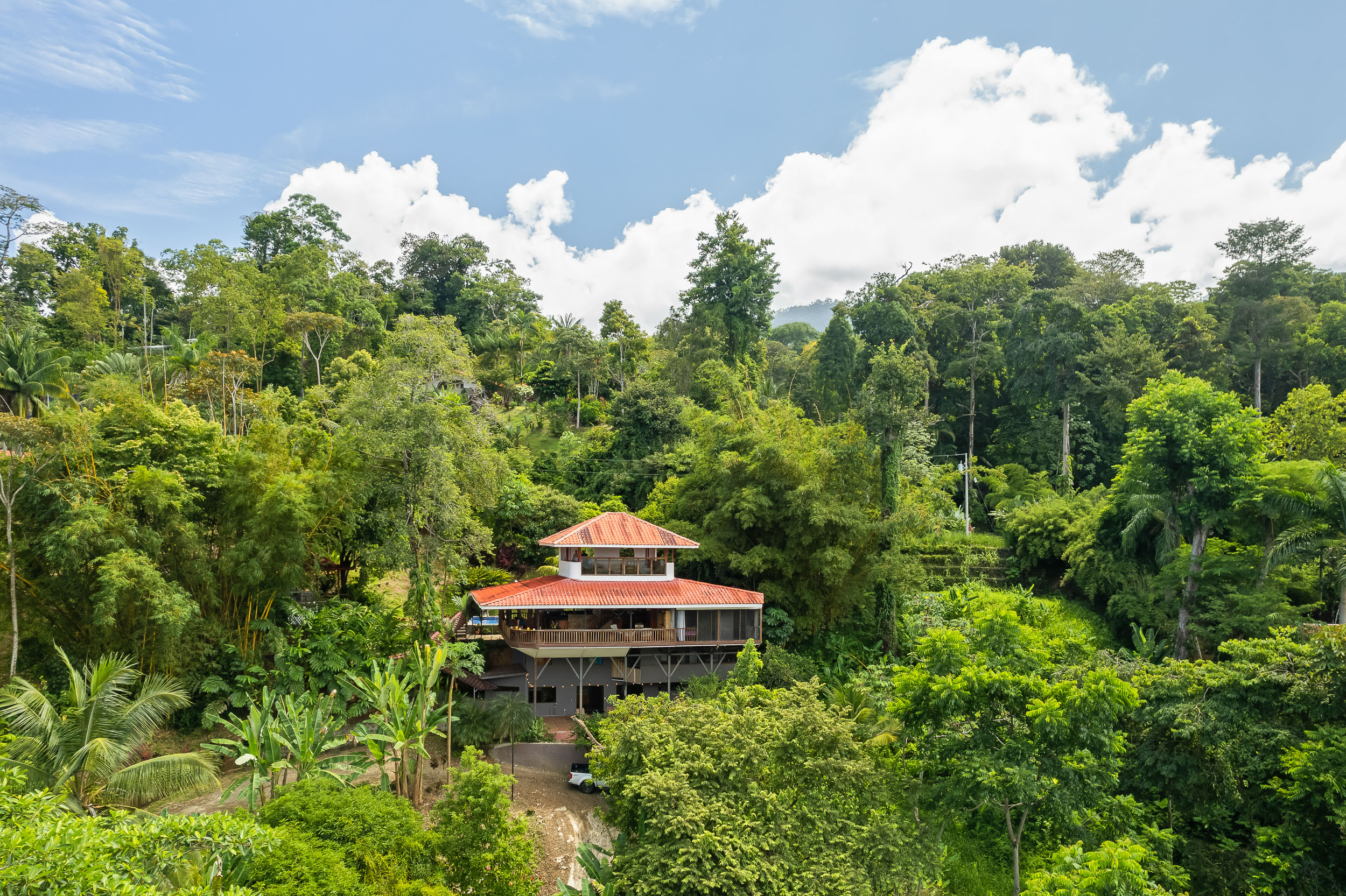 6 bed Single Family Homes For Sale in Uvita, Puntarenas - thumb 2