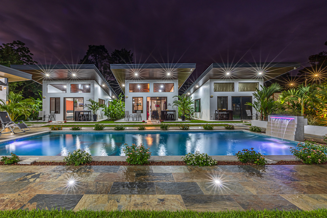 5 bed Hotel / Leisure For Sale in Uvita, Puntarenas - thumb 2