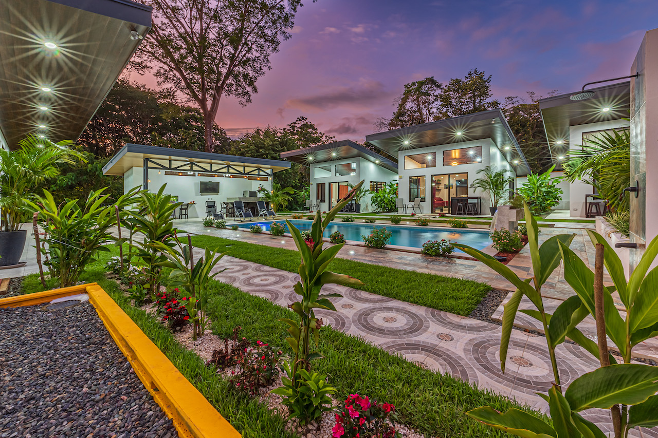 5 bed Hotel / Leisure For Sale in Uvita, Puntarenas - thumb 5