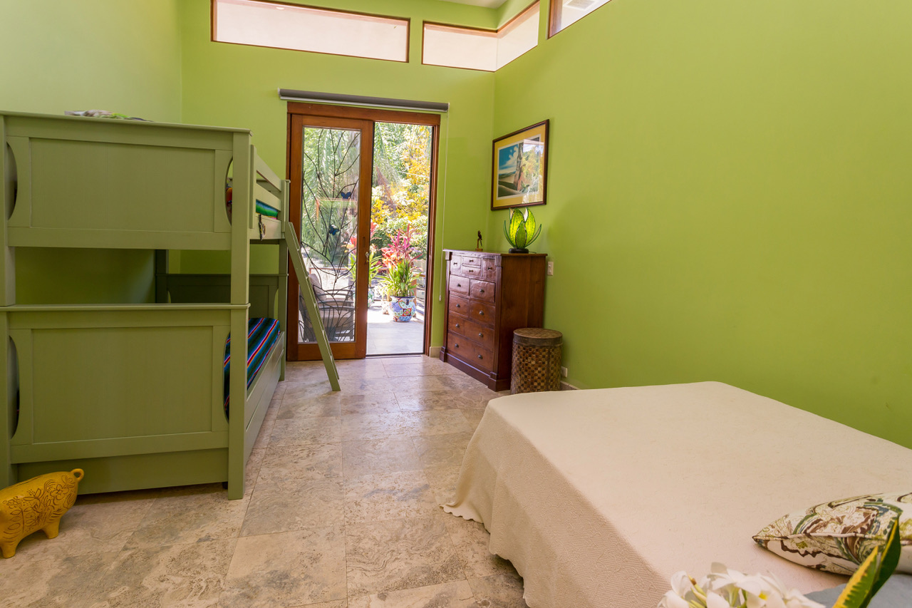 4 bed Single Family Homes For Sale in Manuel Antonio, Puntarenas - thumb 26