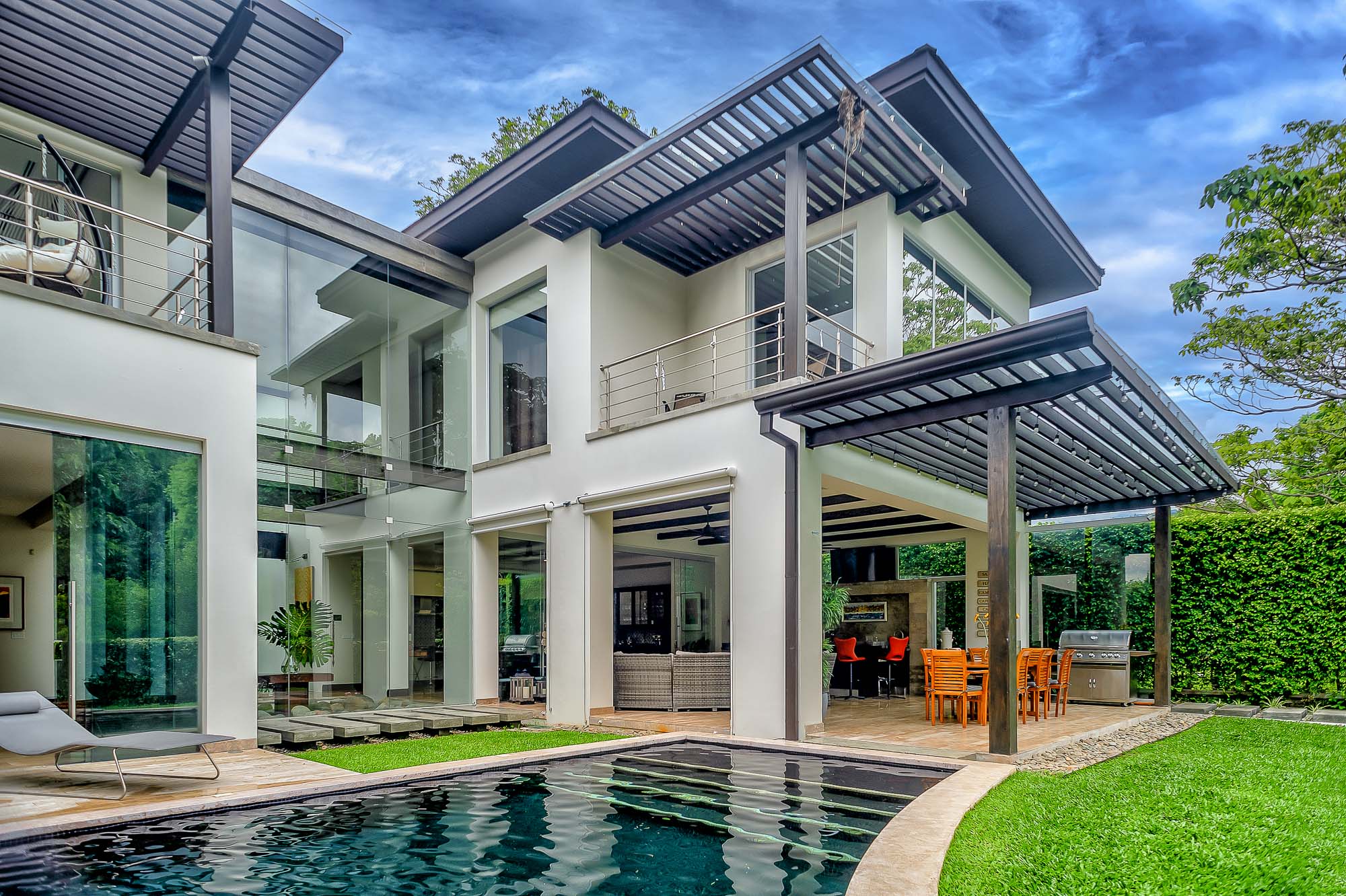 5 bed Single Family Homes For Sale in Santa Ana, San Jose - thumb 4