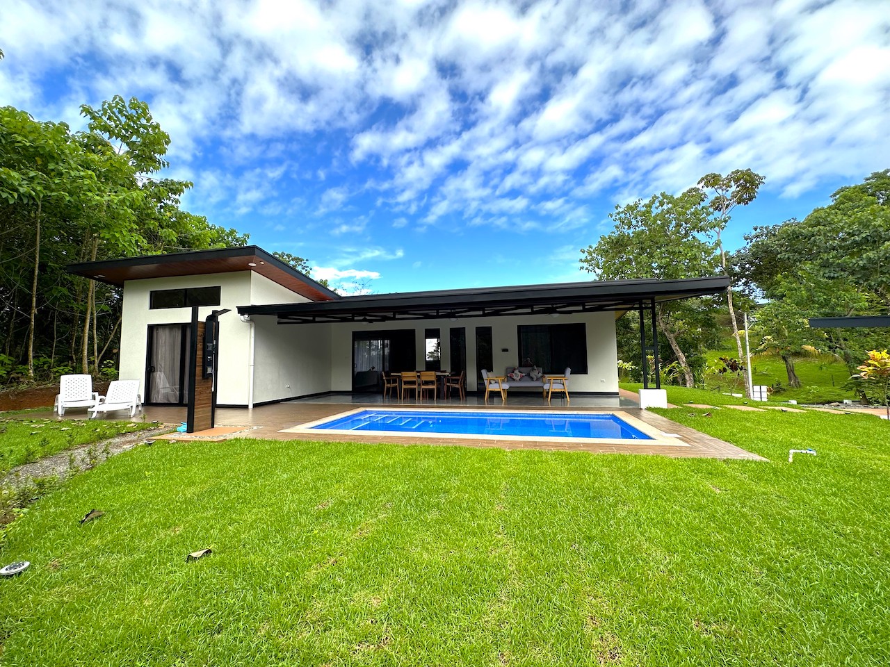 2 bed Single Family Homes For Sale in Ojochal, Puntarenas - thumb 1