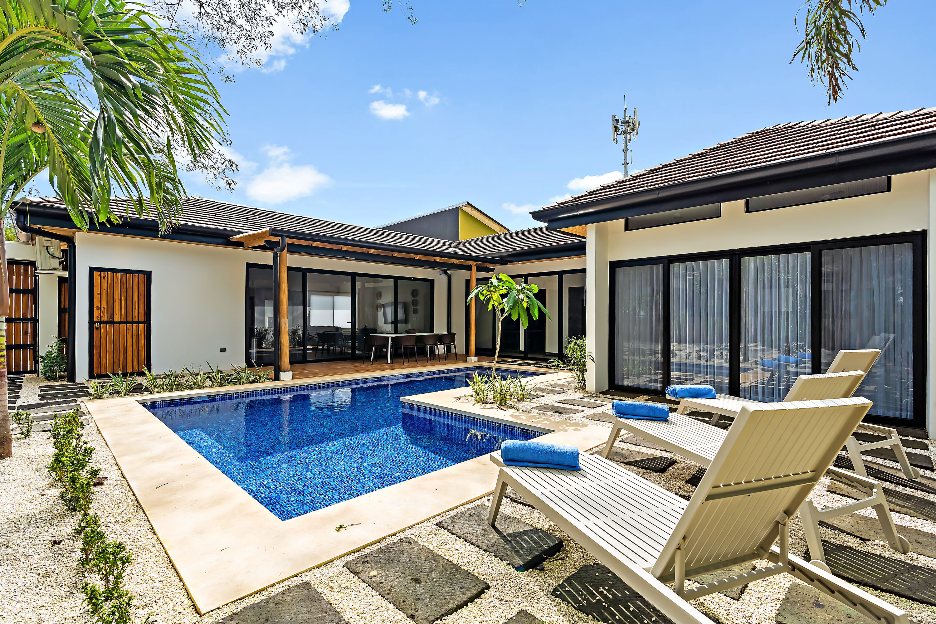 3 bed Single Family Homes For Sale in Tamarindo, Guanacaste - thumb 1