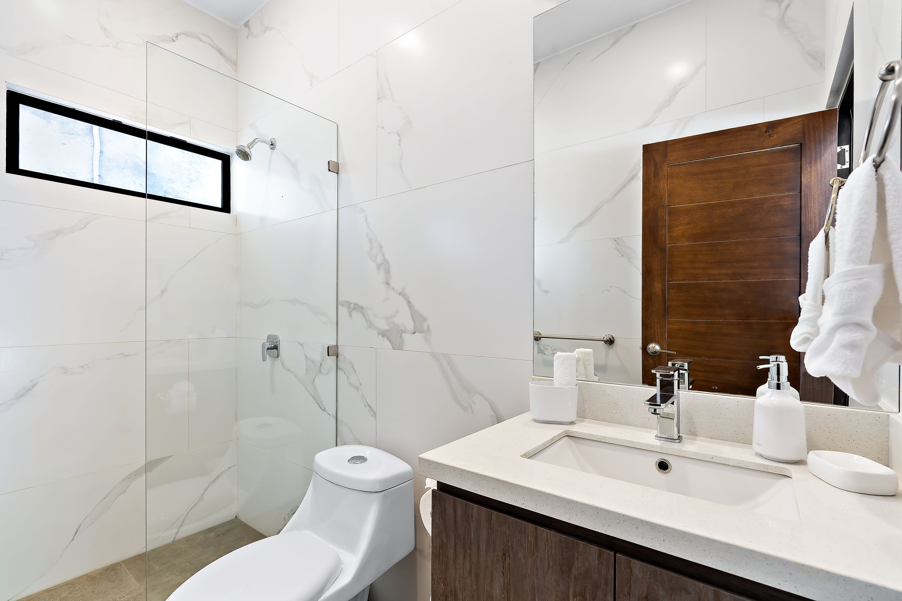 3 bed Single Family Homes For Sale in Tamarindo, Guanacaste - thumb 11