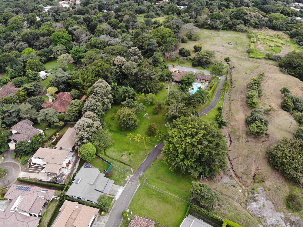 4 bed Single Family Homes For Sale in Santa Ana, San Jose - thumb 13