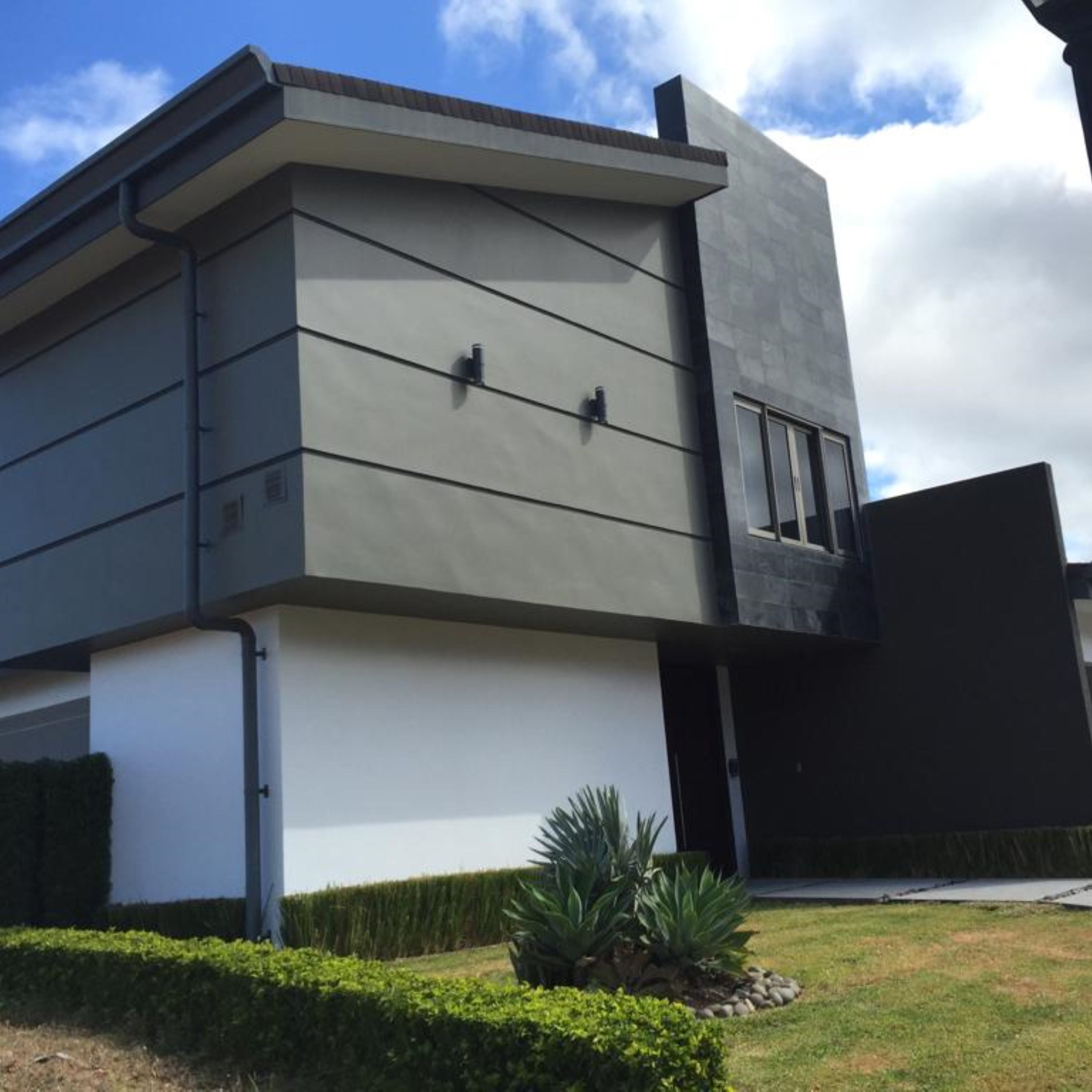 4 bed Single Family Homes For Sale in Santa Ana, San Jose - thumb 11