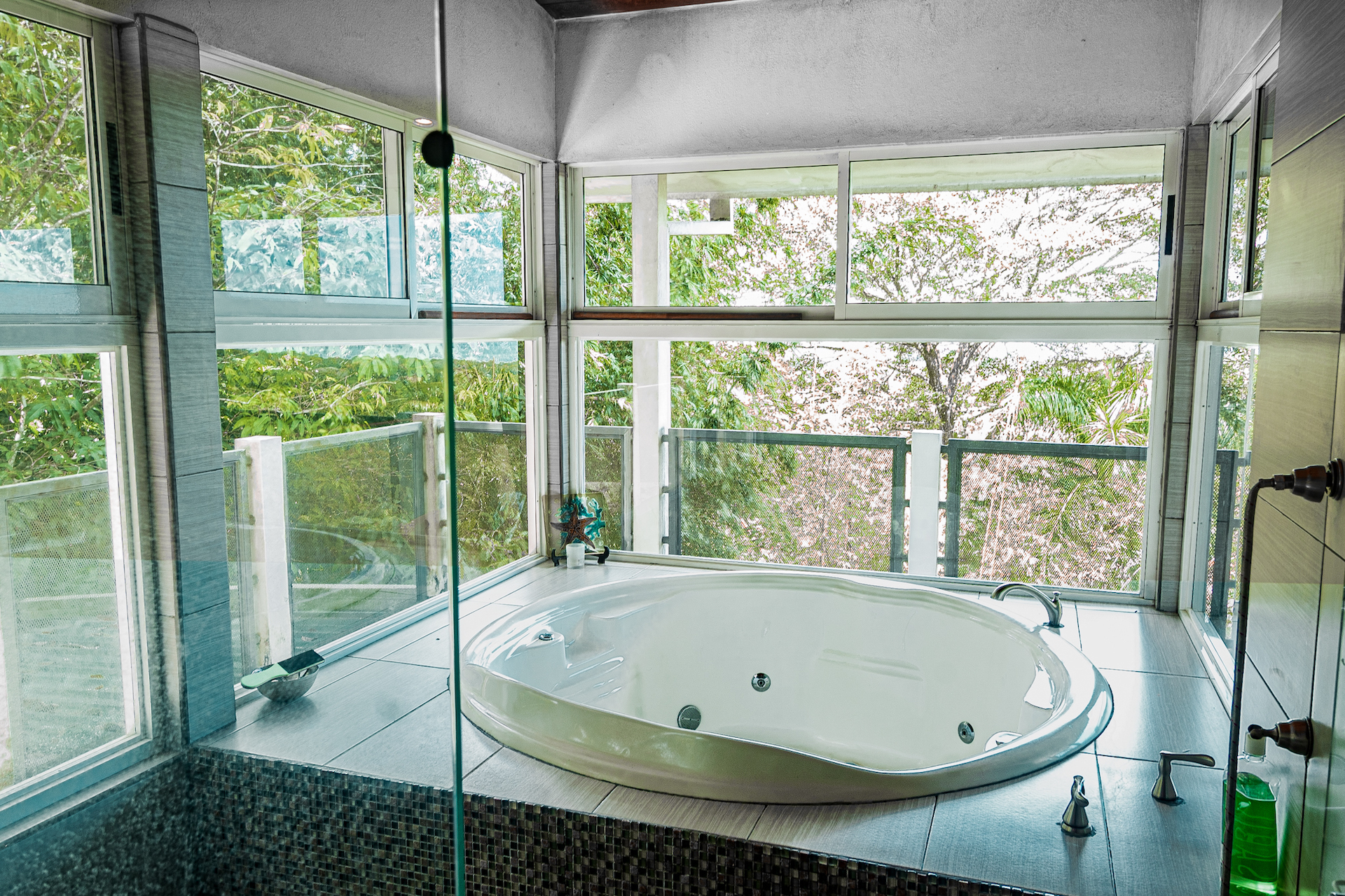 4 bed Single Family Homes For Sale in Uvita, Puntarenas - thumb 17