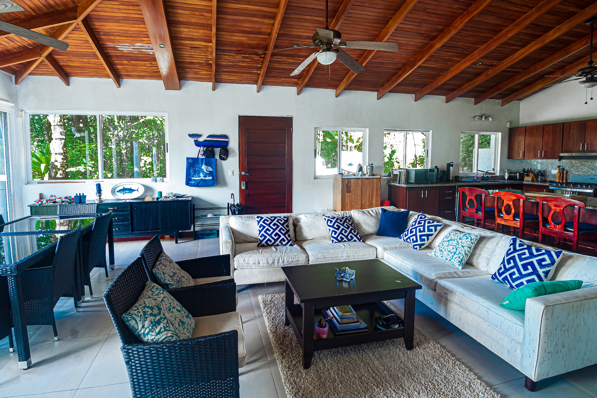 4 bed Single Family Homes For Sale in Uvita, Puntarenas - thumb 8