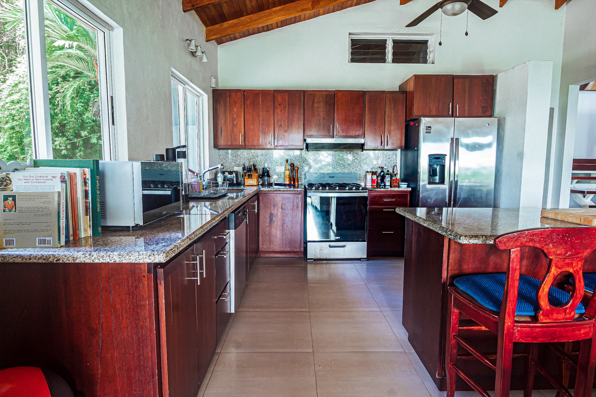 4 bed Single Family Homes For Sale in Uvita, Puntarenas - thumb 11