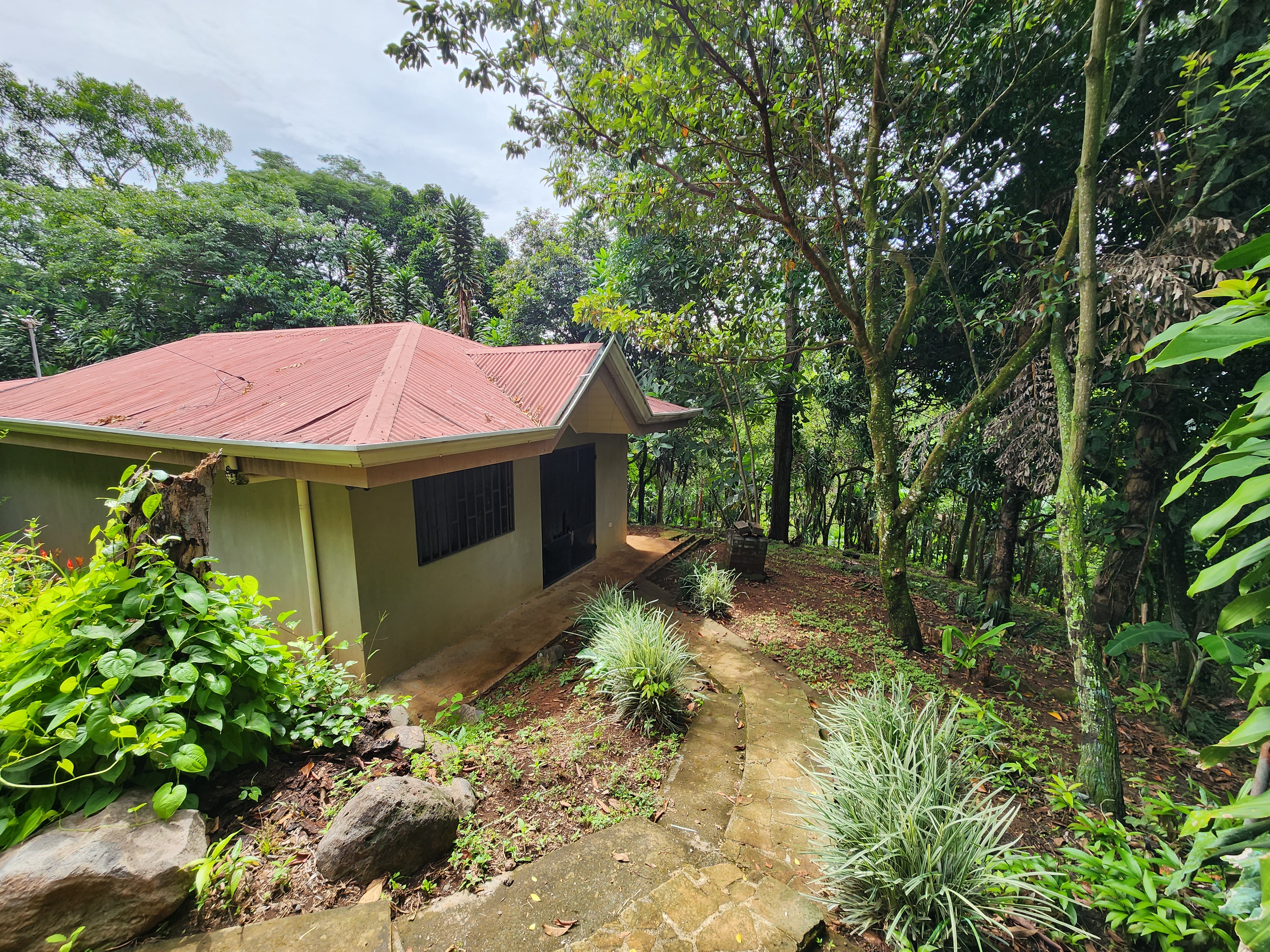 5 bed Single Family Homes For Sale in Naranjo, Alajuela - thumb 1