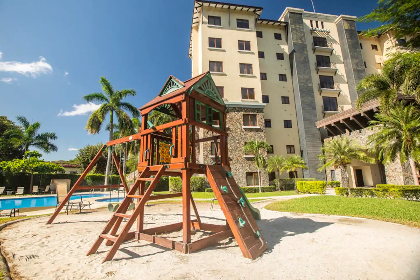 3 bed Condo For Sale in Playas Del Coco, Guanacaste - thumb 4