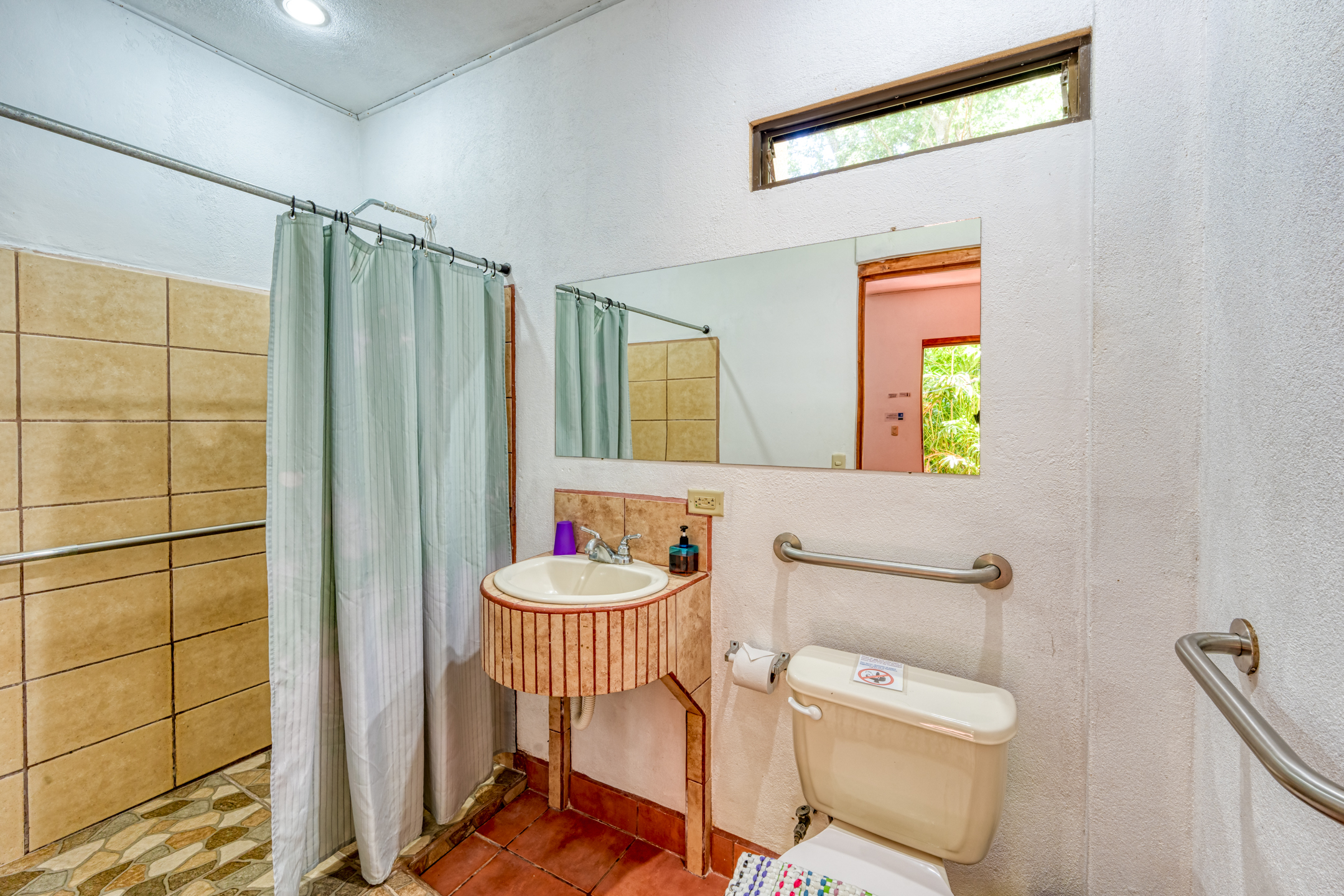 15 bed Hotel / Leisure For Sale in Dominical, Puntarenas - thumb 23