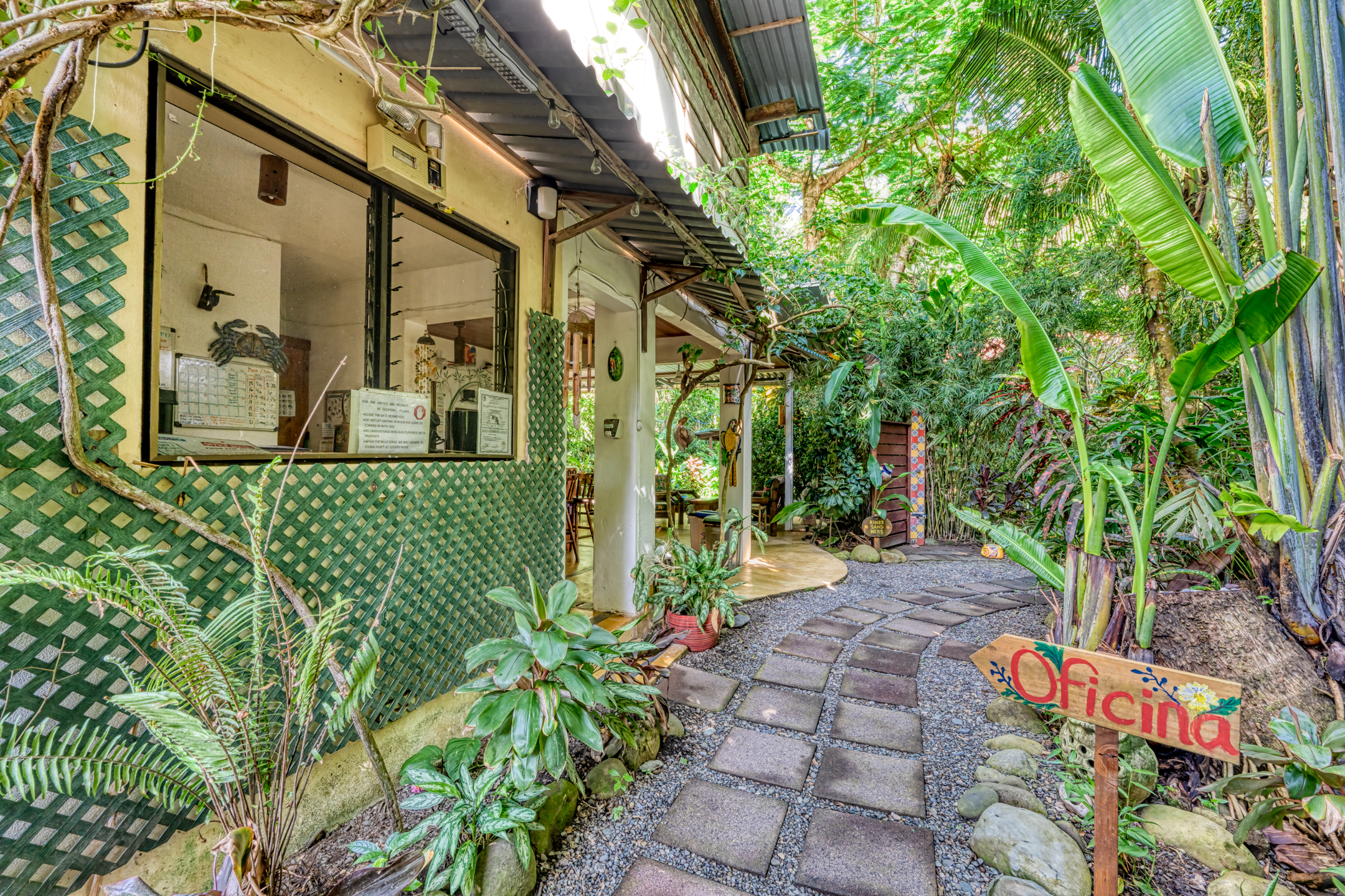 15 bed Hotel / Leisure For Sale in Dominical, Puntarenas - thumb 3