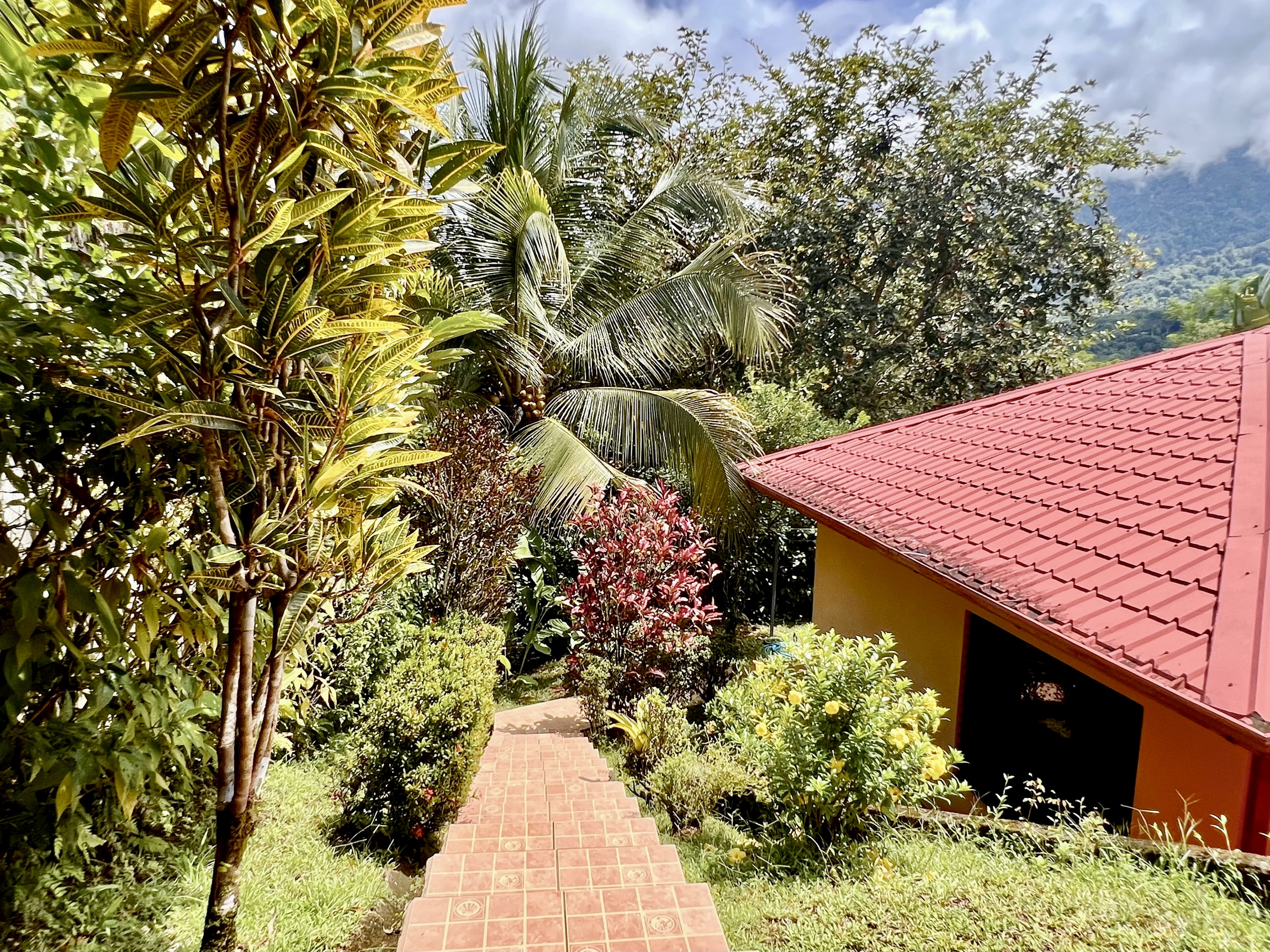 2 bed Single Family Homes For Sale in Ojochal, Puntarenas - thumb 5