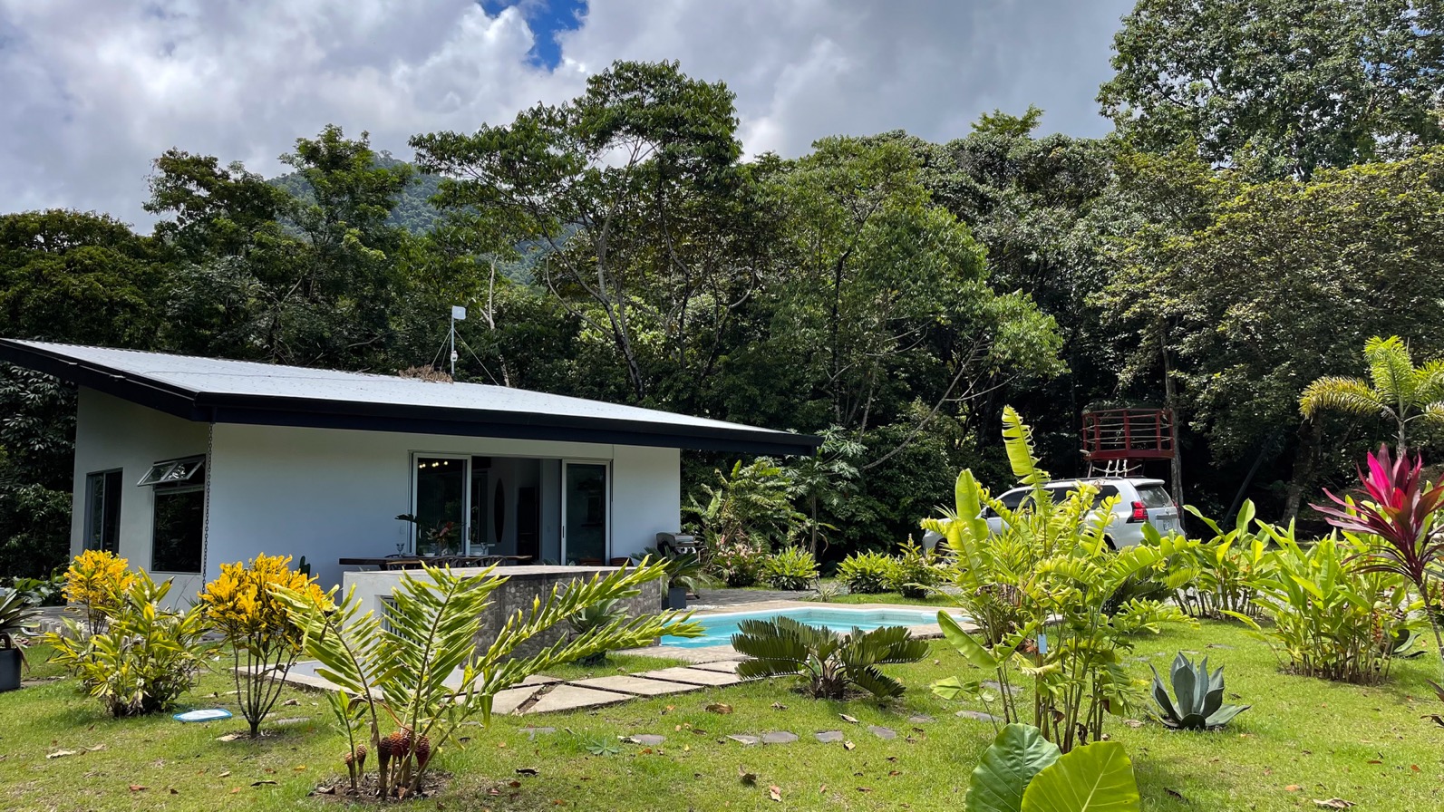 2 bed Single Family Homes For Sale in Ojochal, Puntarenas - thumb 2