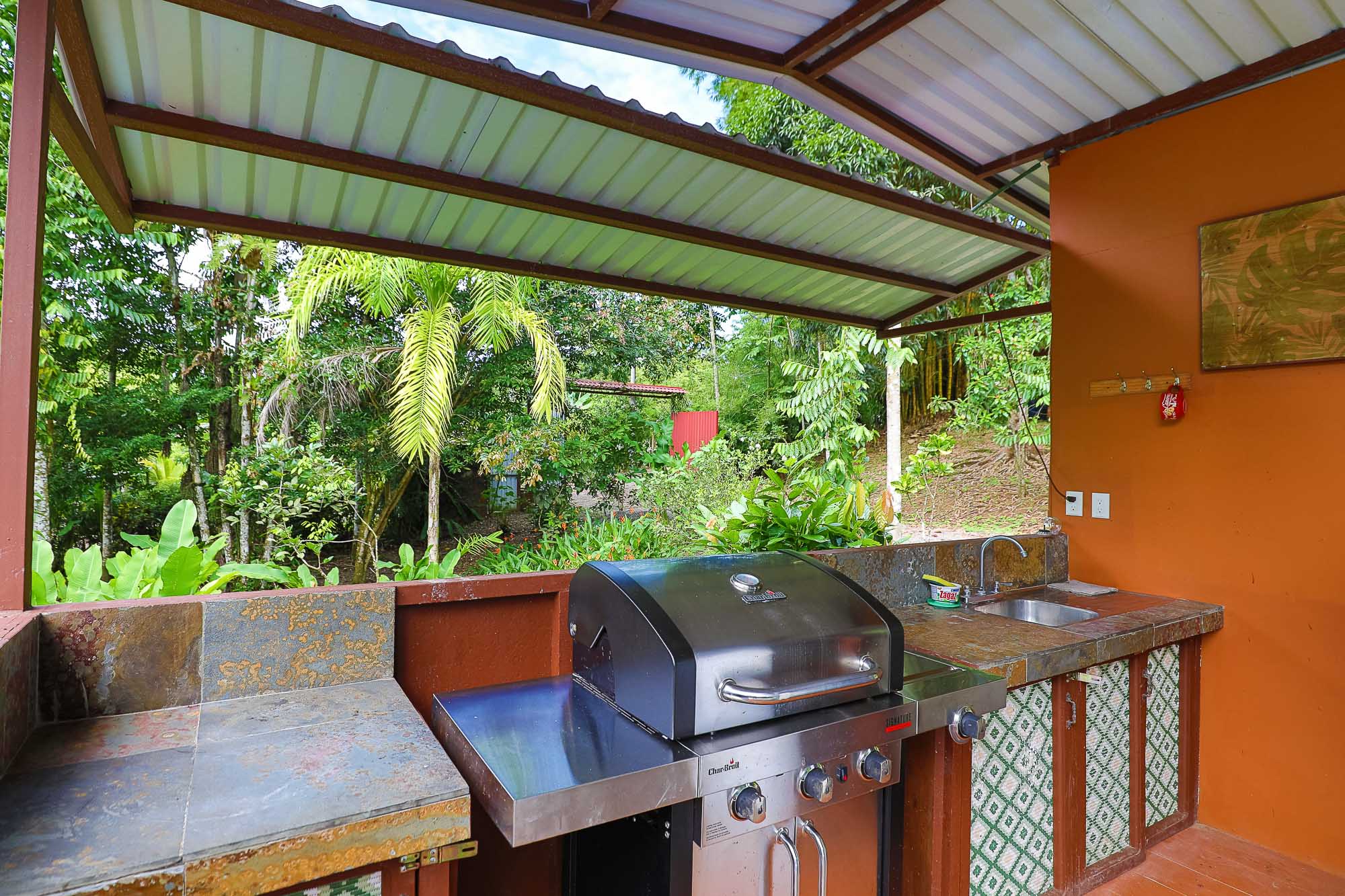 3 bed Single Family Homes For Sale in Quepos, Puntarenas - thumb 6