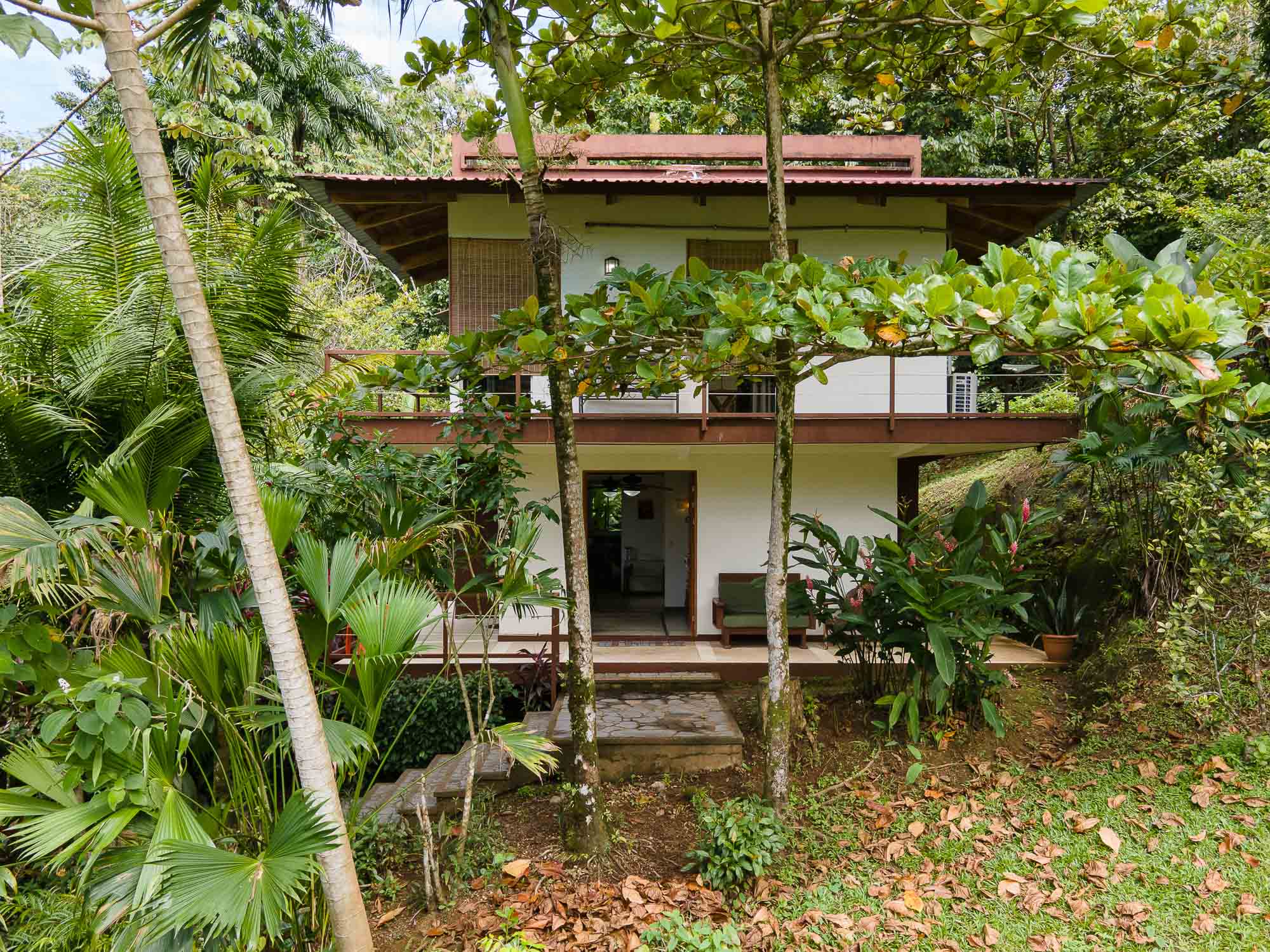 3 bed Single Family Homes For Sale in Quepos, Puntarenas - thumb 2
