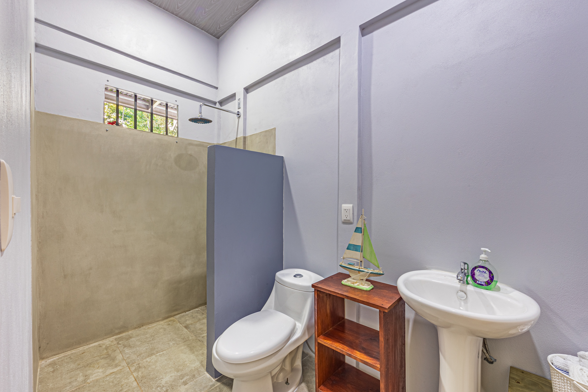 6 bed Single Family Homes For Sale in Uvita, Puntarenas - thumb 29