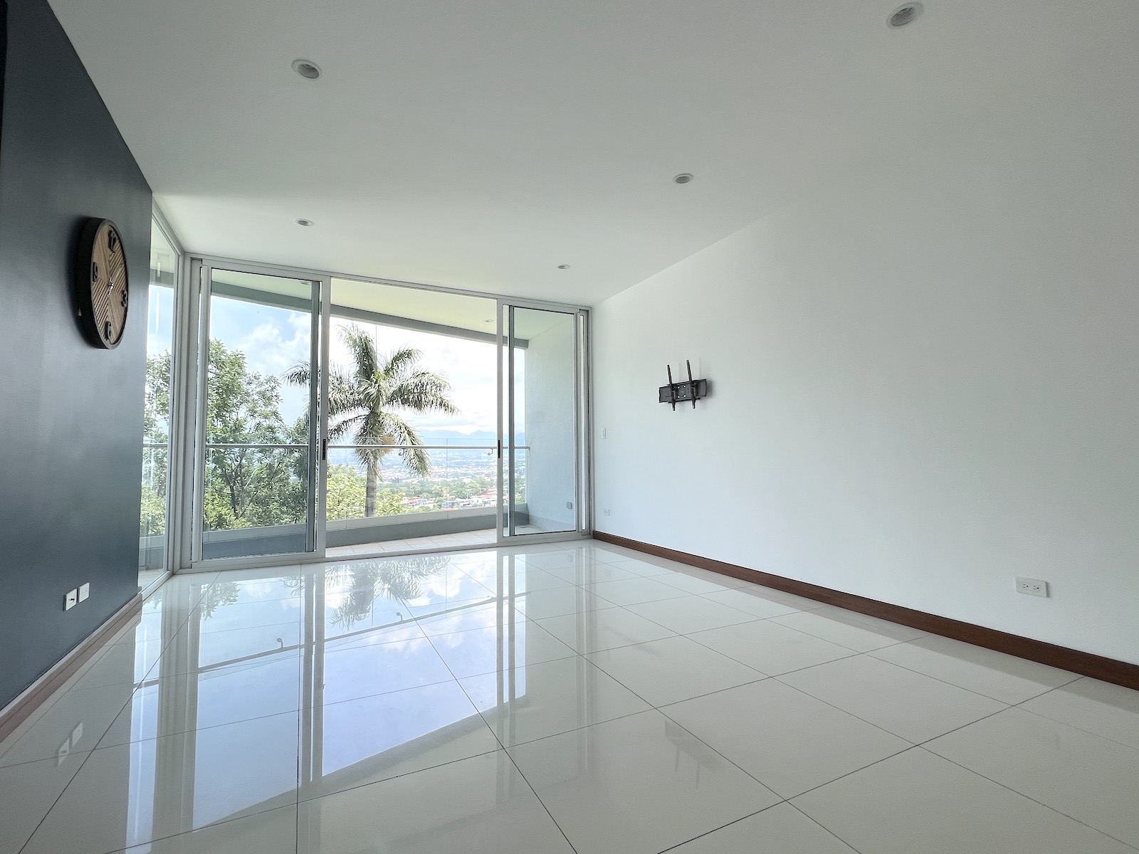 3 bed Apartment For Sale in Escazu, San Jose - thumb 10
