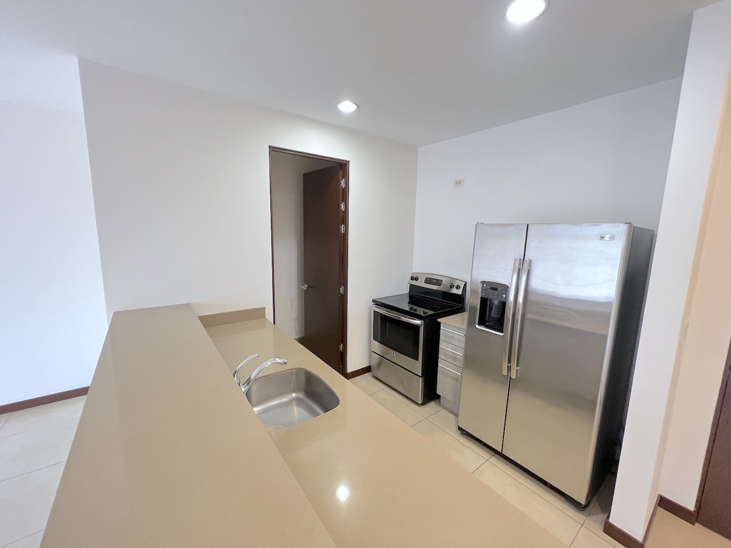 1 bed Apartment For Sale in Escazu, San Jose - thumb 4