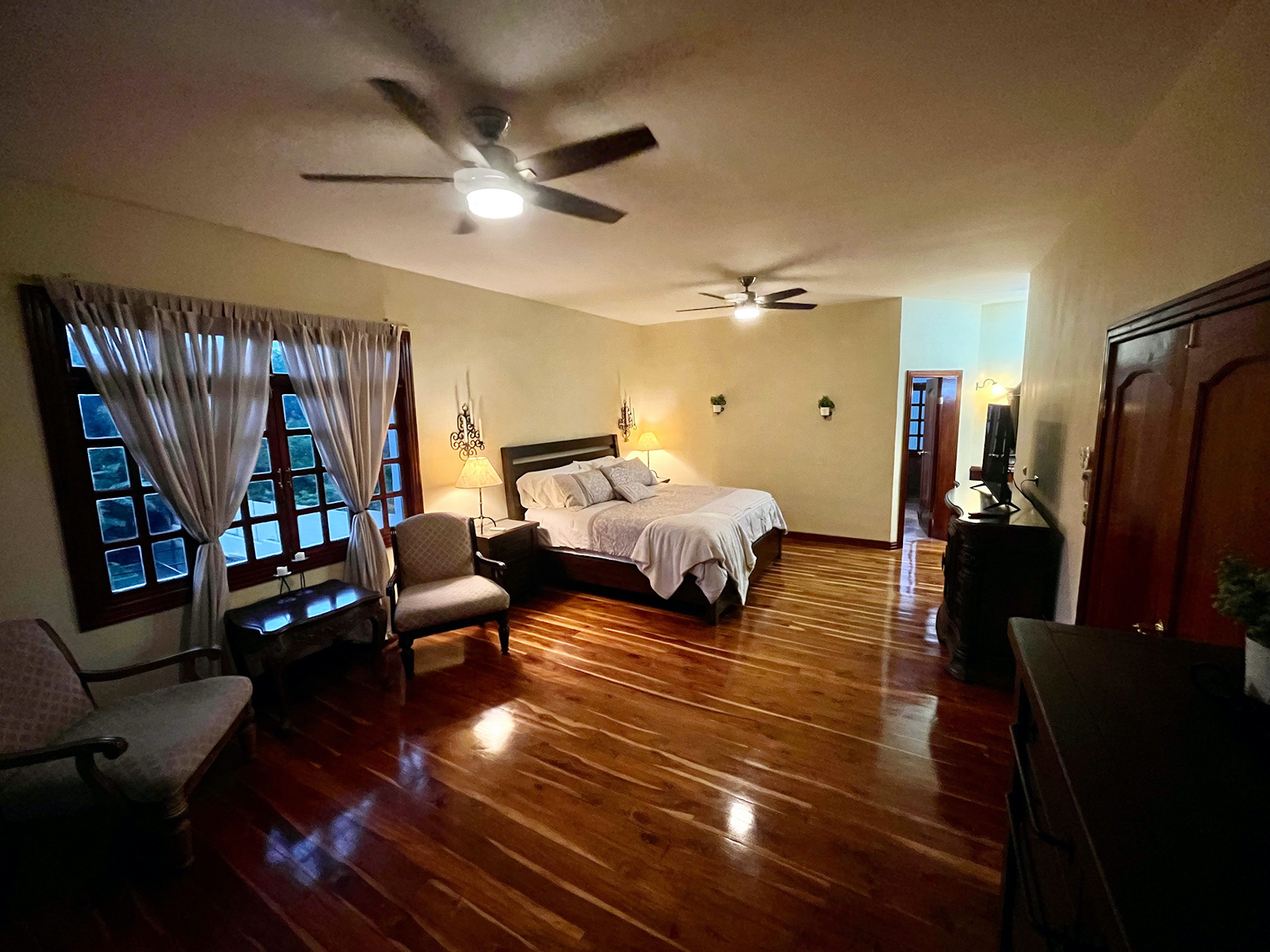 4 bed Single Family Homes For Sale in Atenas, Alajuela - thumb 24