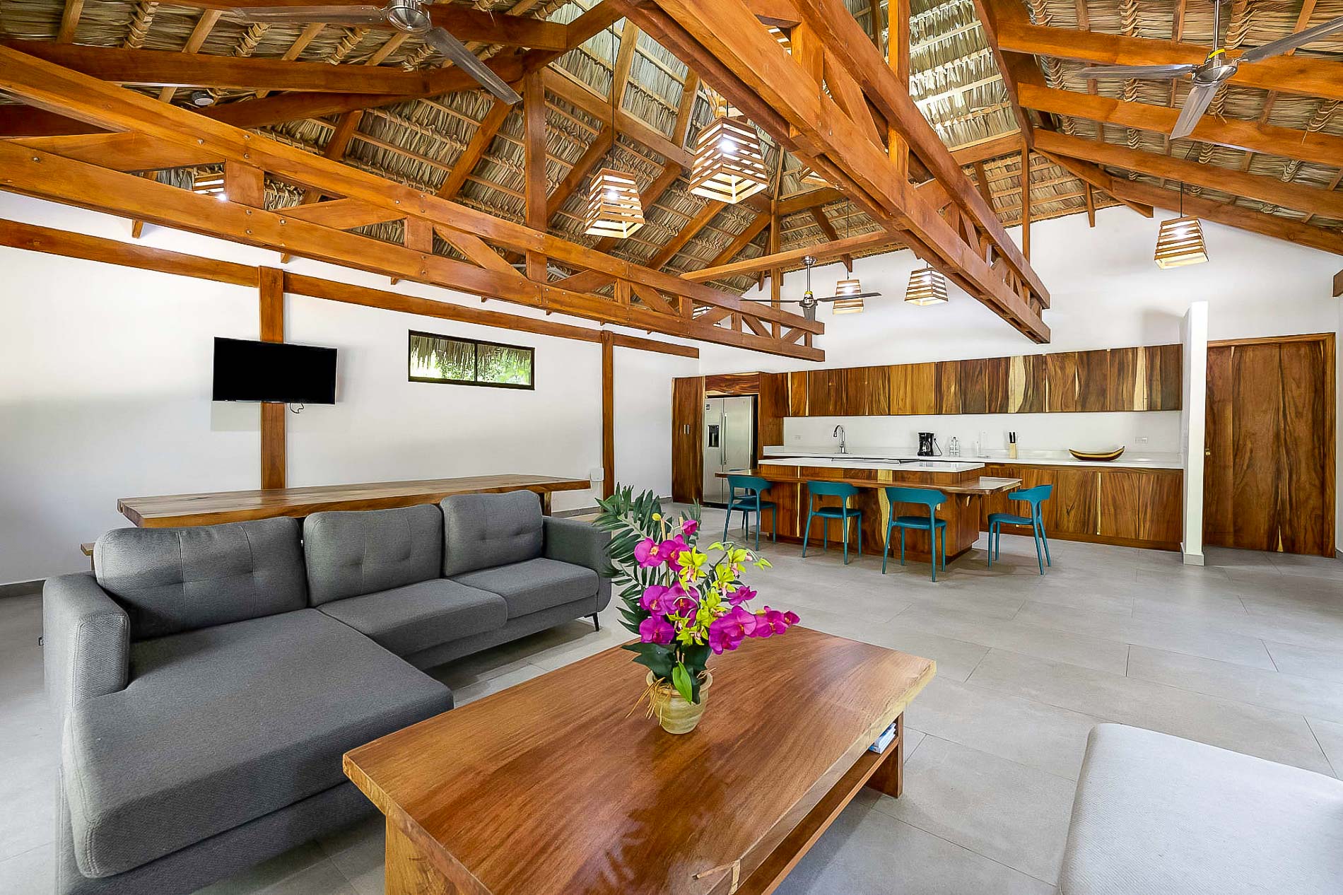 4 bed Single Family Homes For Sale in Tamarindo, Guanacaste - thumb 19