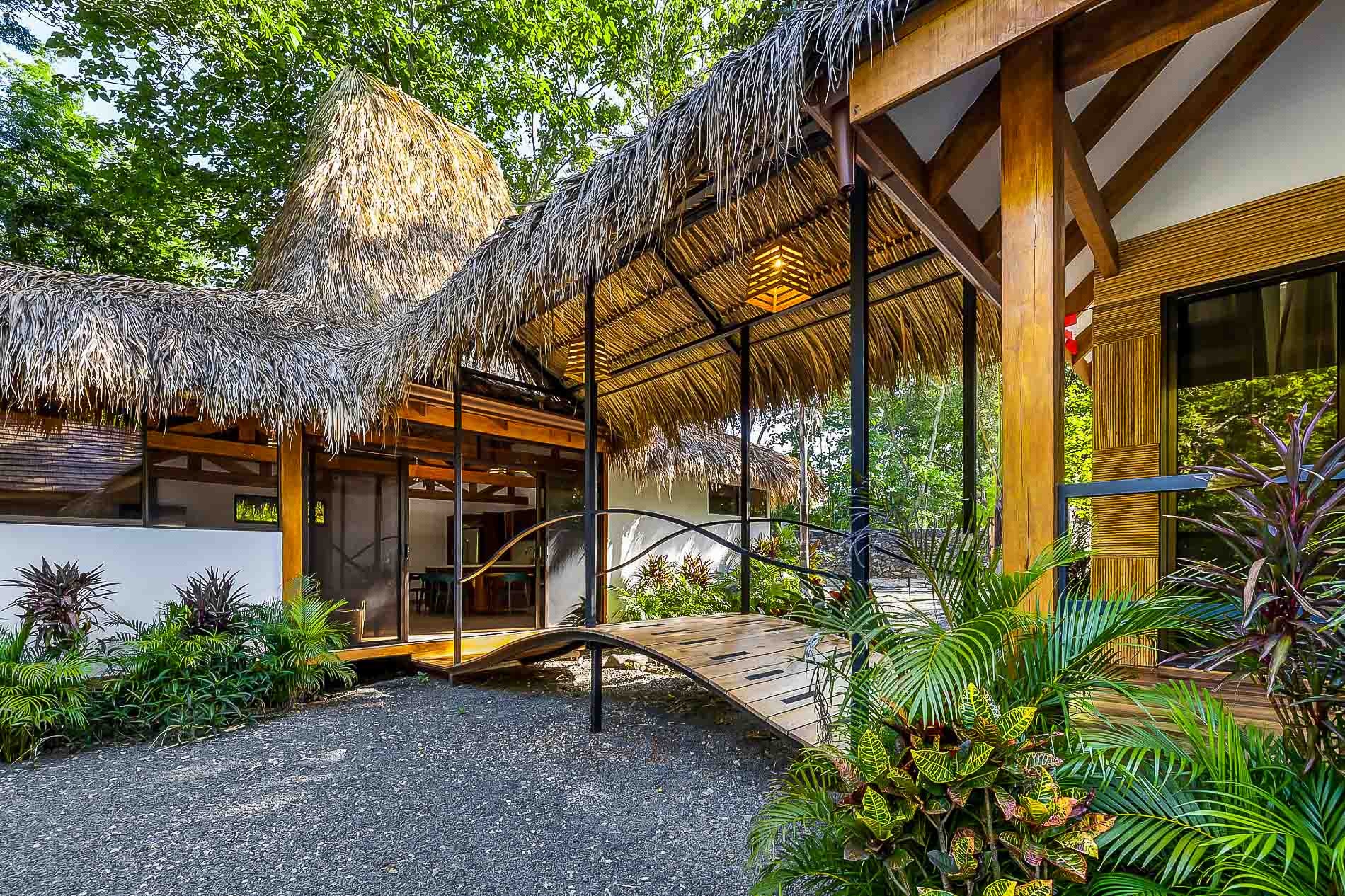 4 bed Single Family Homes For Sale in Tamarindo, Guanacaste - thumb 15