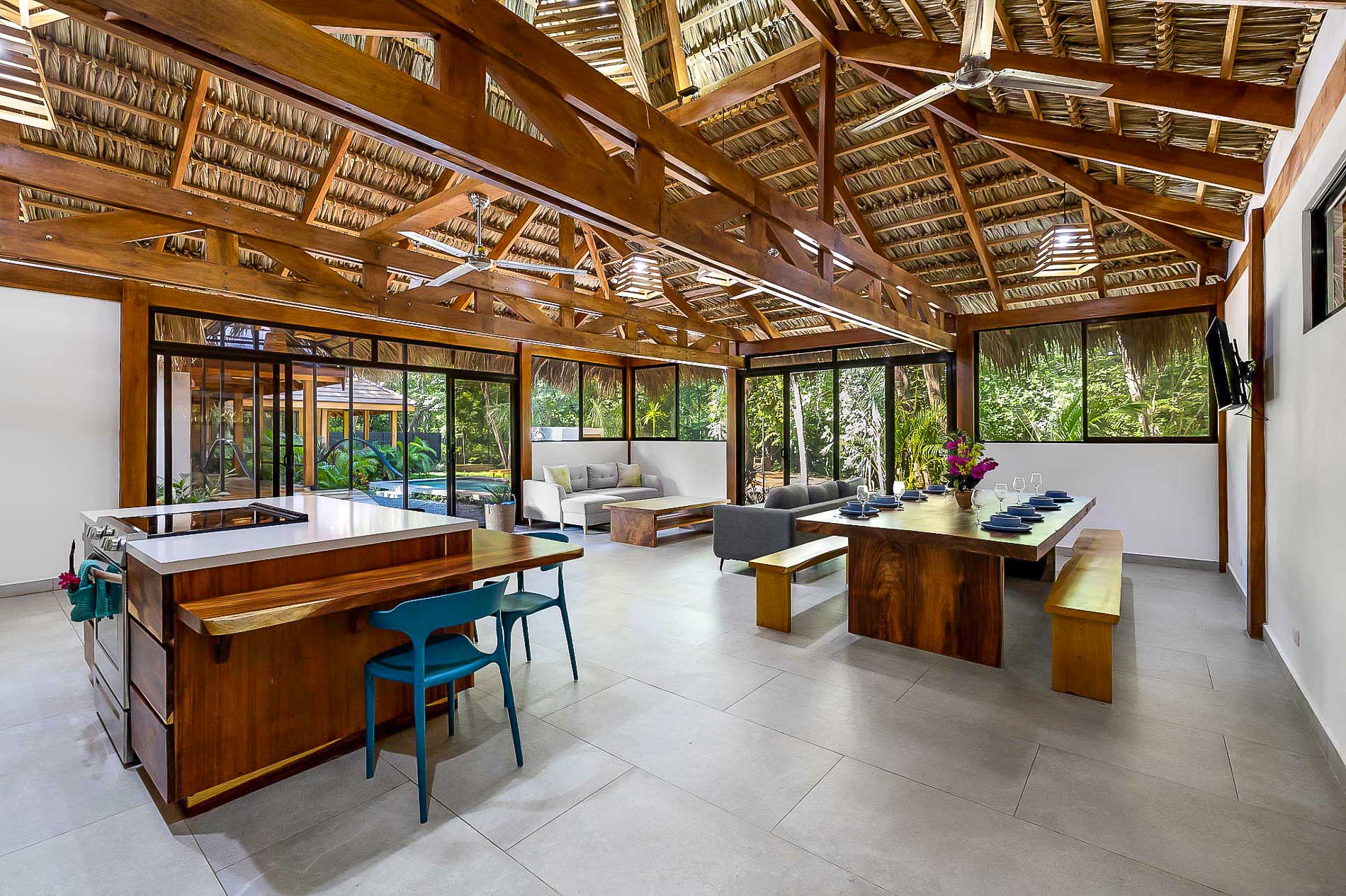 4 bed Single Family Homes For Sale in Tamarindo, Guanacaste - thumb 16