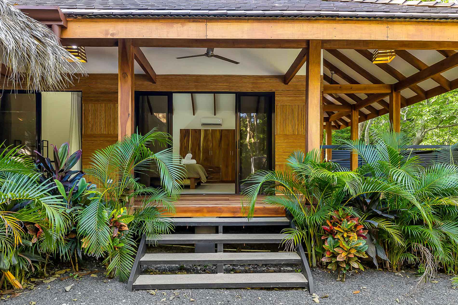 4 bed Single Family Homes For Sale in Tamarindo, Guanacaste - thumb 11