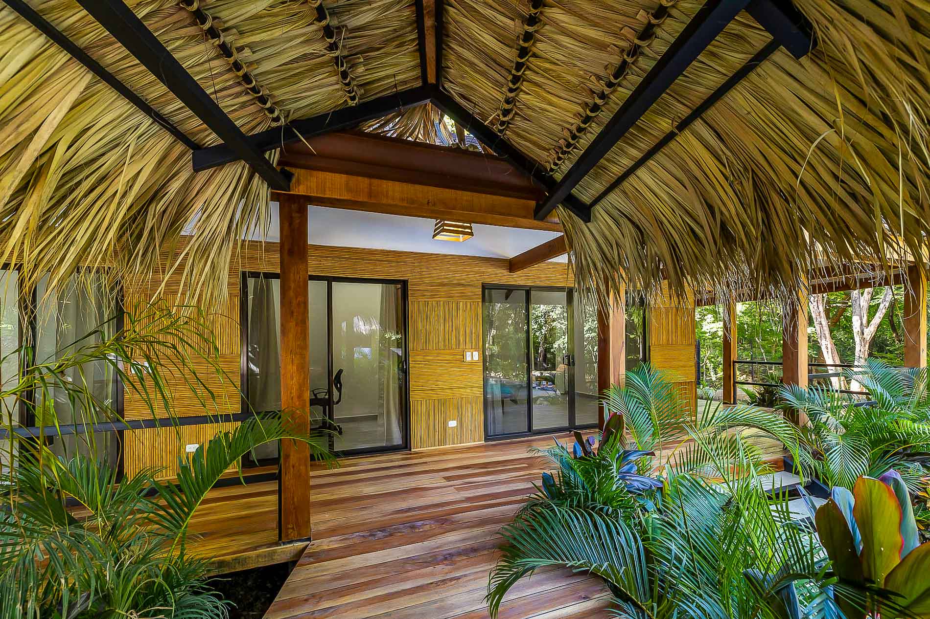 4 bed Single Family Homes For Sale in Tamarindo, Guanacaste - thumb 12