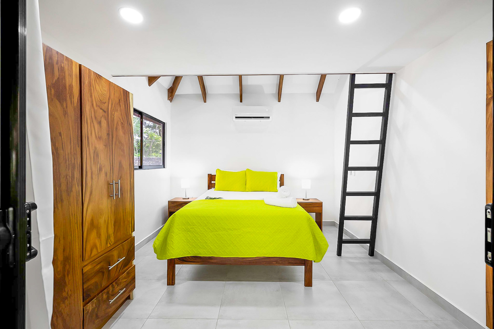 4 bed Single Family Homes For Sale in Tamarindo, Guanacaste - thumb 26