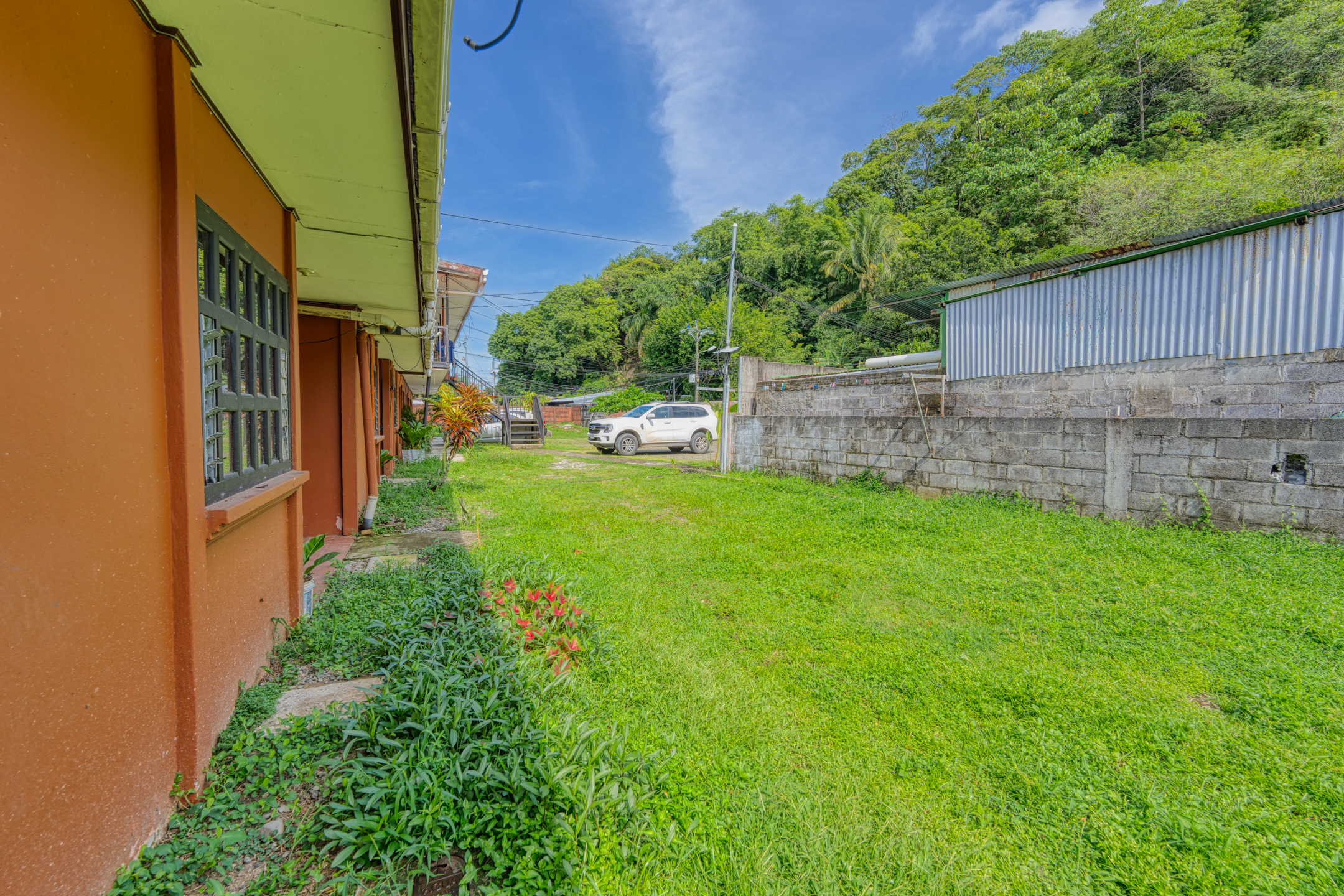 18 bed Commercial For Sale in Quepos, Puntarenas - thumb 5