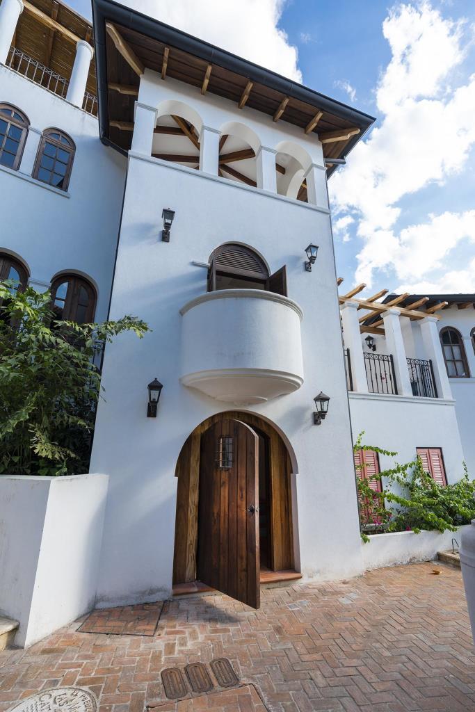 1 bed Condo For Sale in Playa Danta, Guanacaste - thumb 1