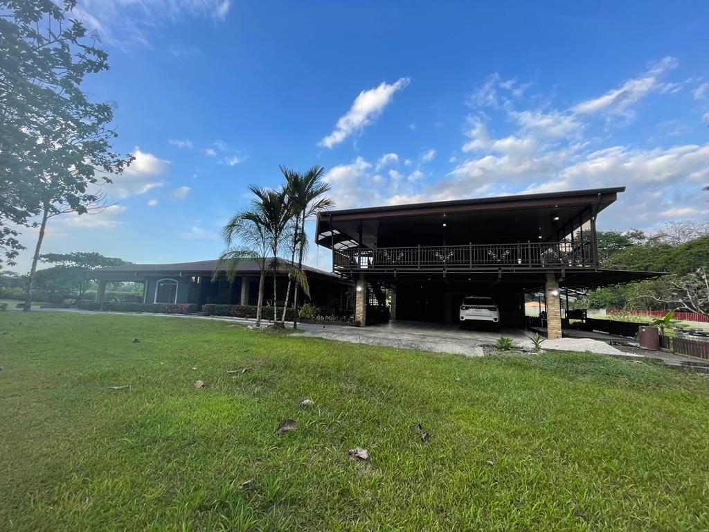 6 bed Single Family Homes For Sale in La Fortuna, Alajuela - thumb 4