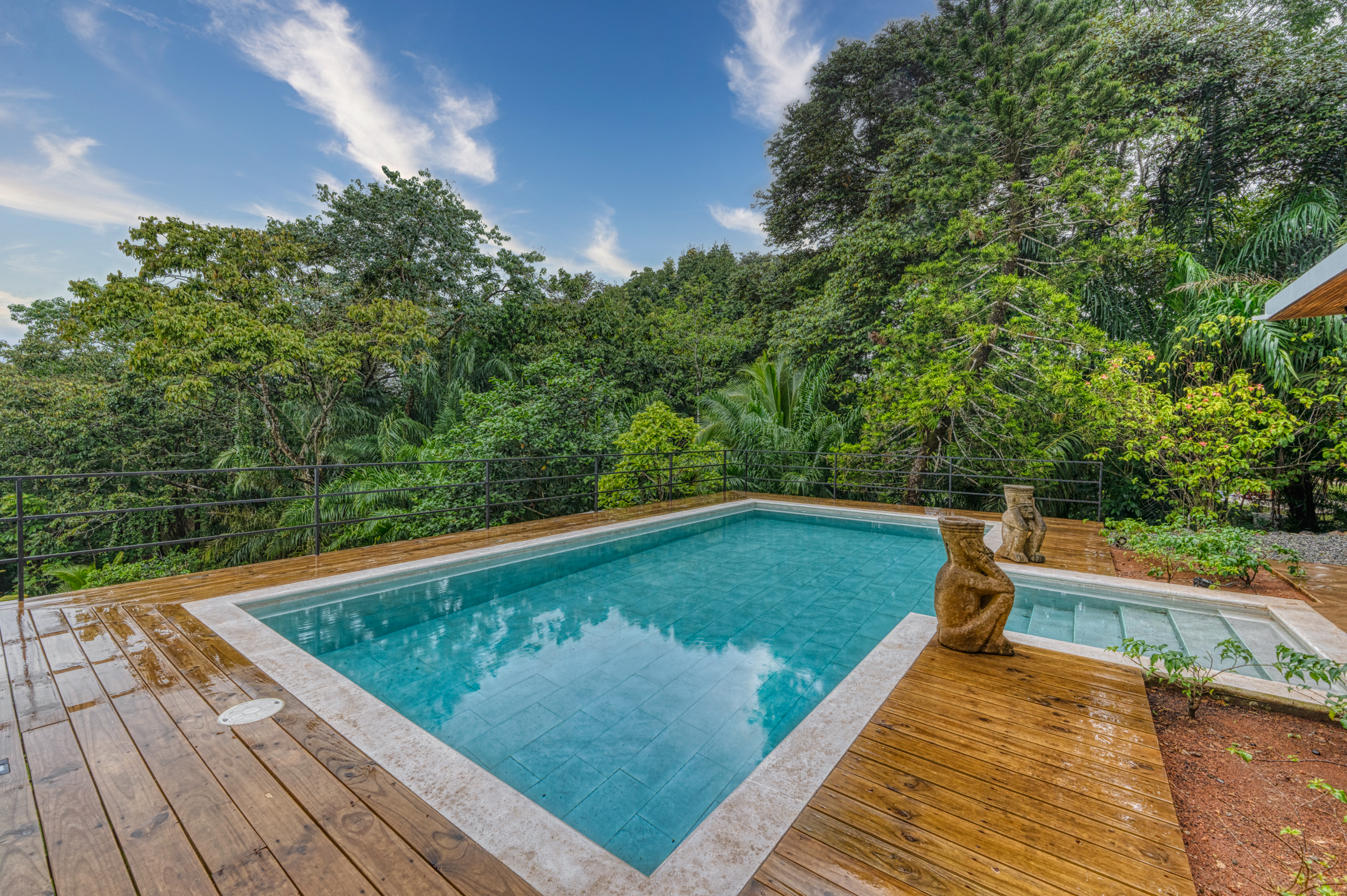 4 bed Single Family Homes For Sale in Ojochal, Puntarenas - thumb 28