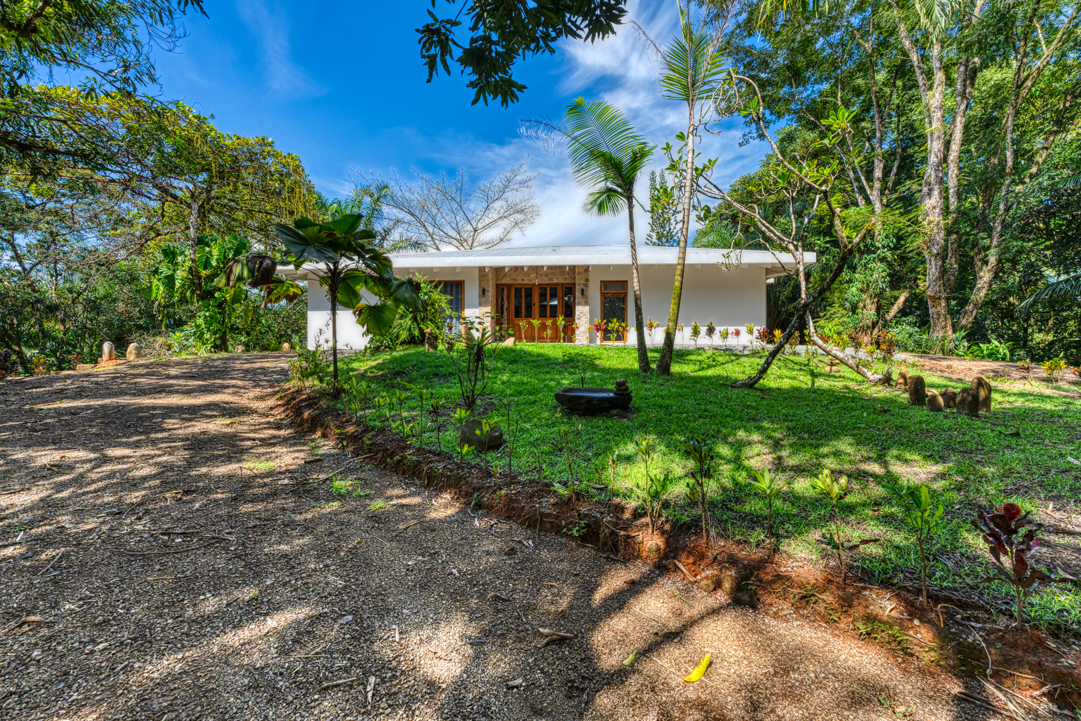 4 bed Single Family Homes For Sale in Ojochal, Puntarenas - thumb 29