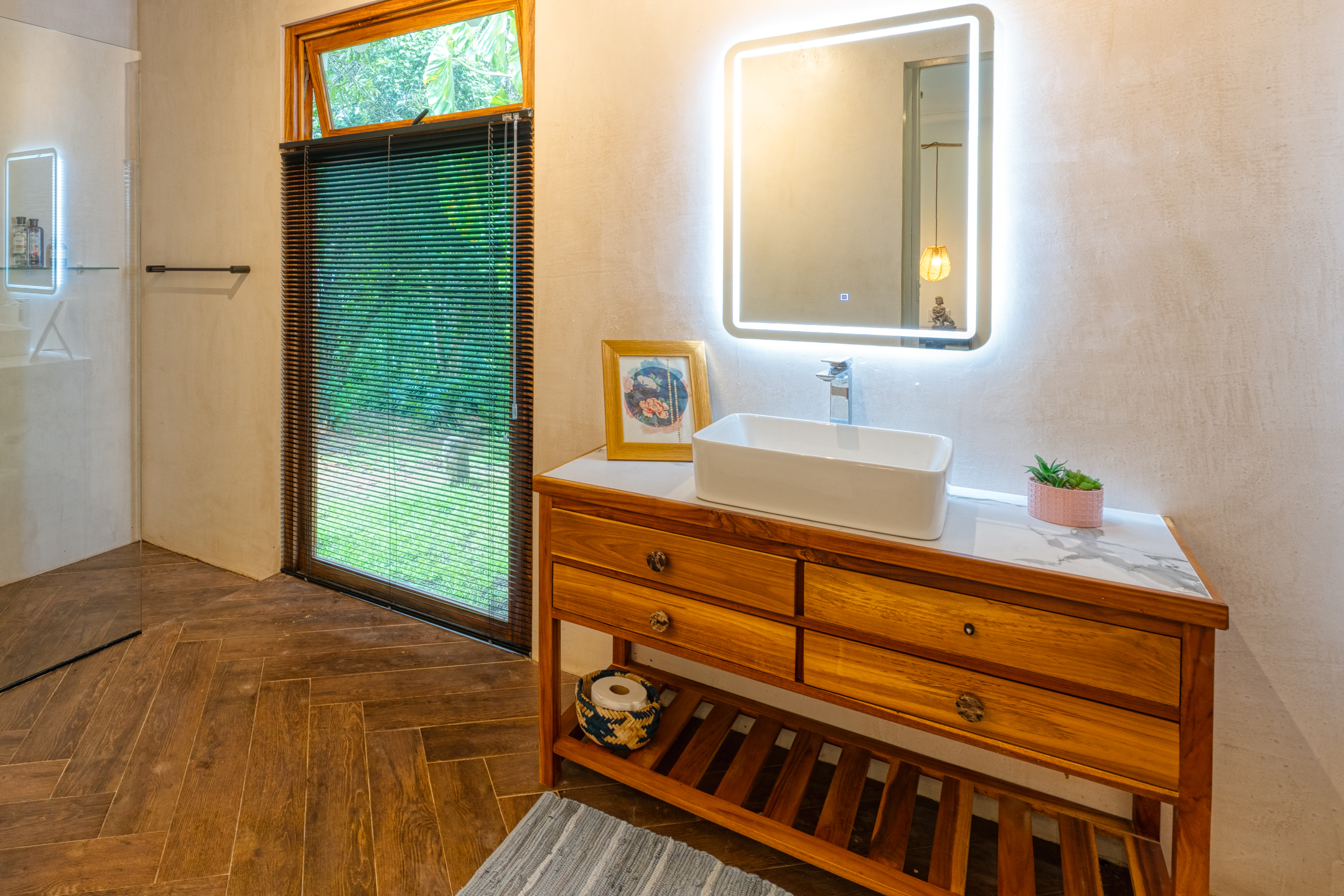 4 bed Single Family Homes For Sale in Ojochal, Puntarenas - thumb 22