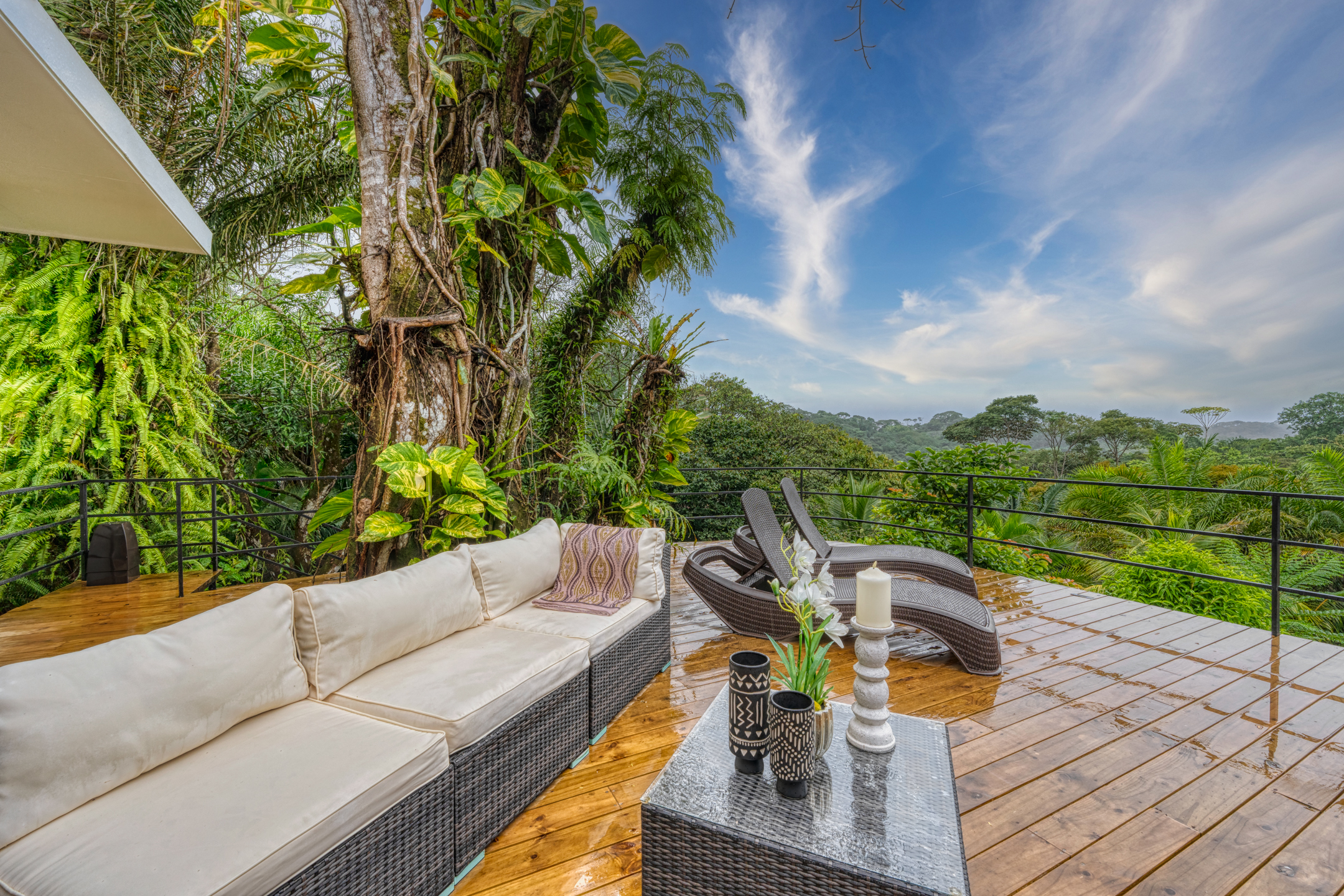 4 bed Single Family Homes For Sale in Ojochal, Puntarenas - thumb 18