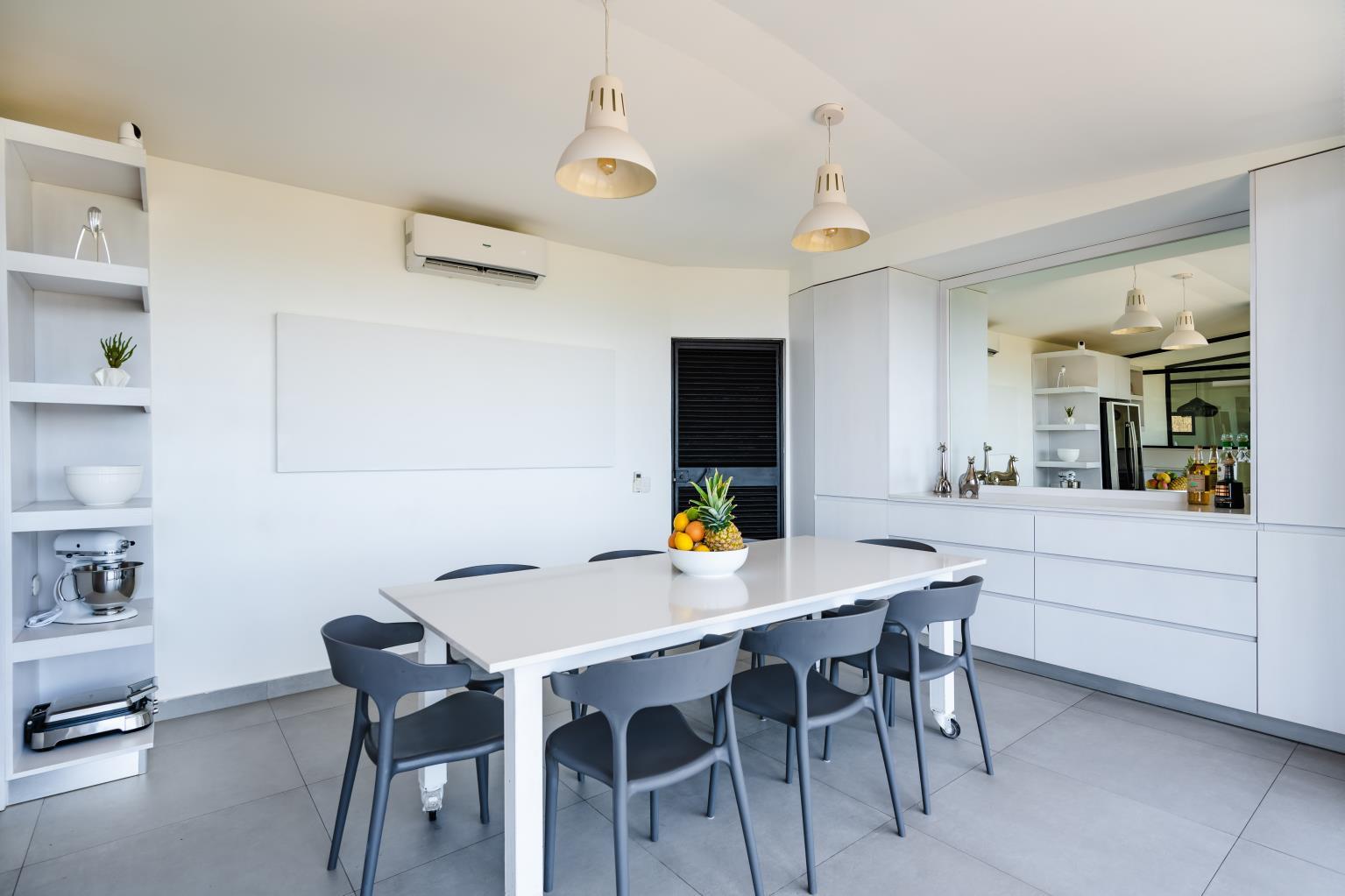 7 bed Single Family Homes For Sale in Playa Flamingo, Guanacaste - thumb 10