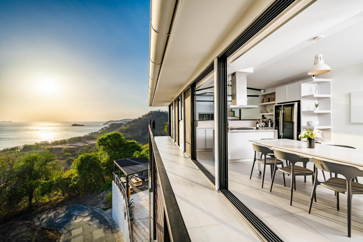 7 bed Single Family Homes For Sale in Playa Flamingo, Guanacaste - thumb 5