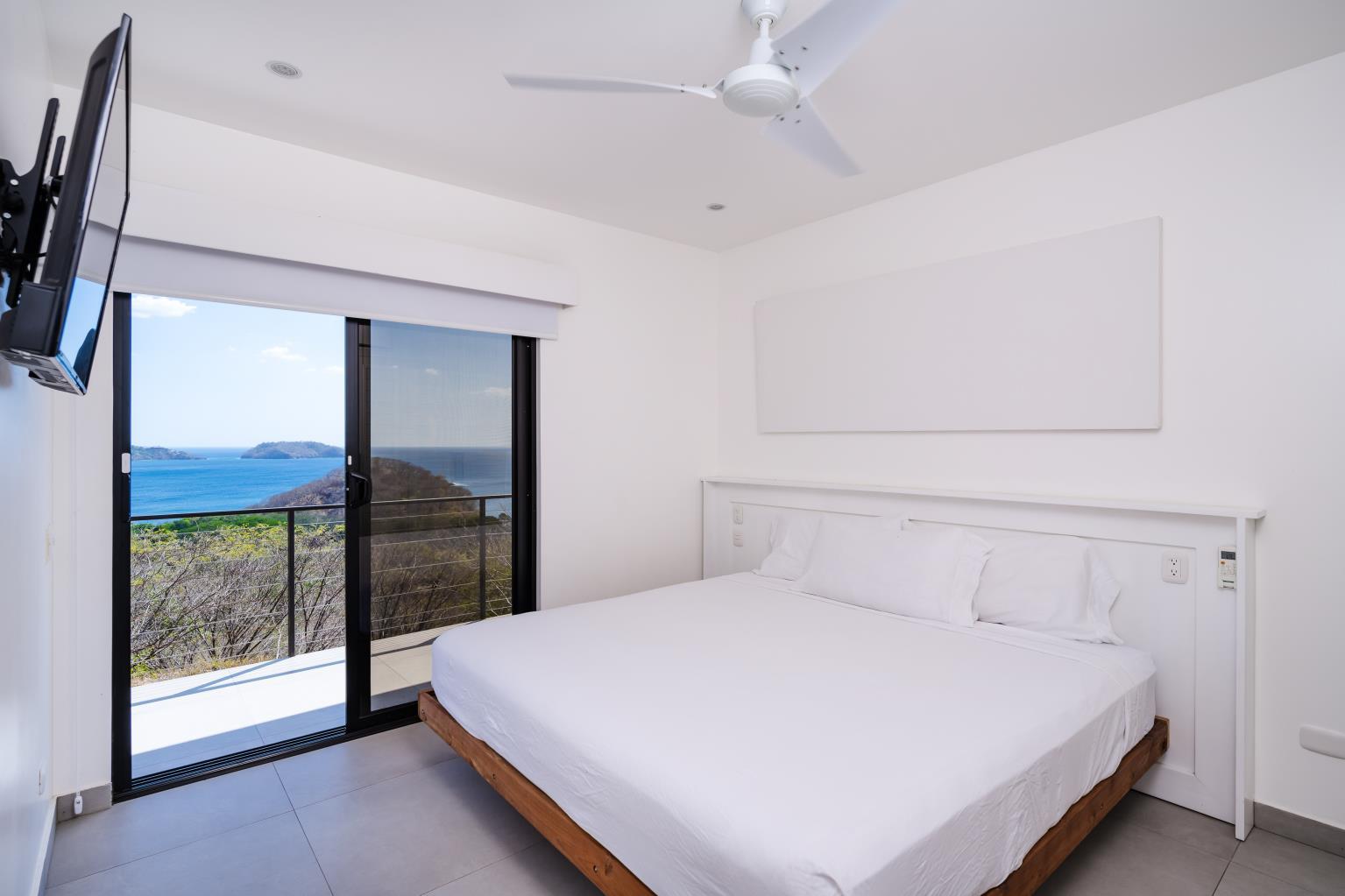 7 bed Single Family Homes For Sale in Playa Flamingo, Guanacaste - thumb 18