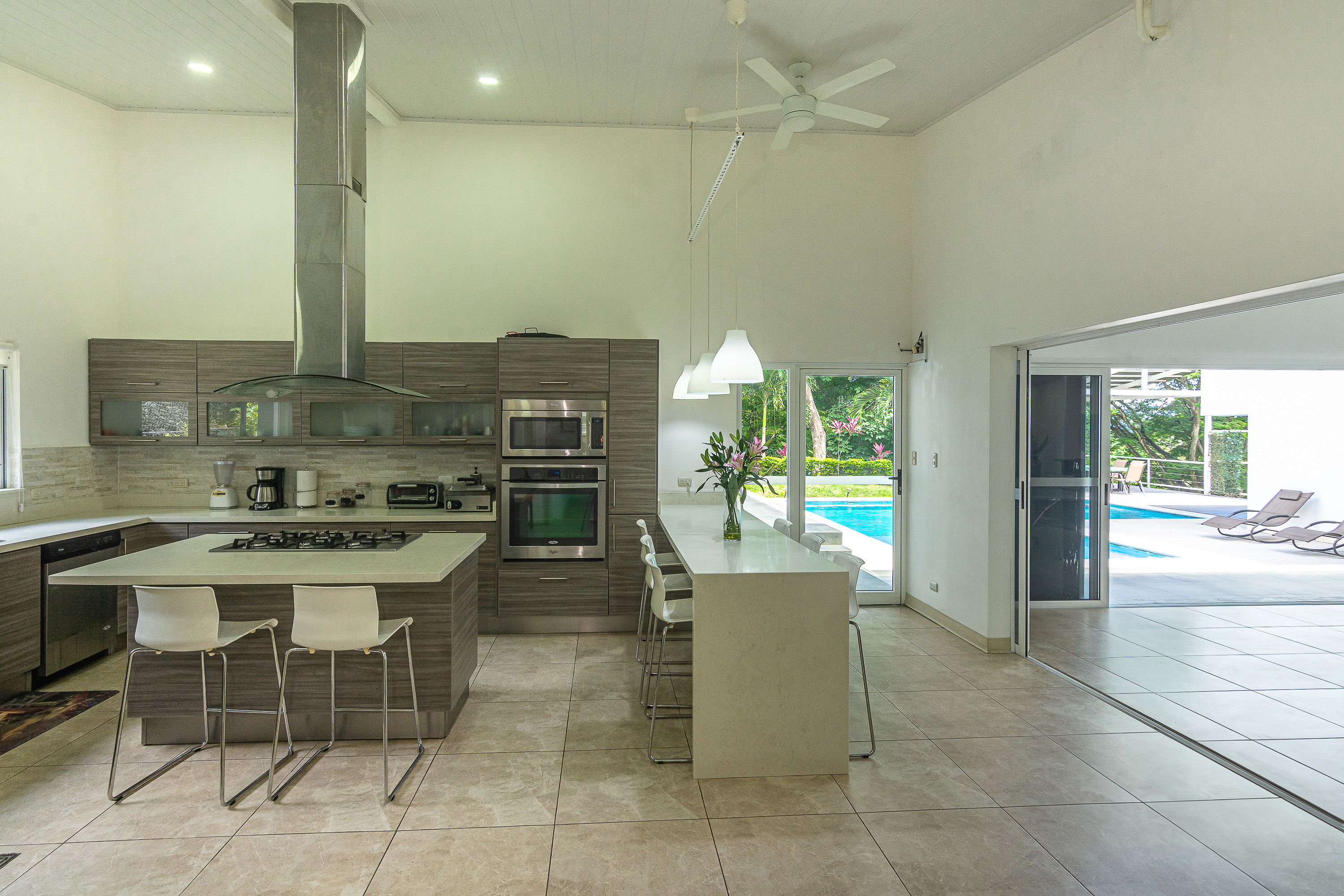 8 bed Single Family Homes For Sale in Tarcoles, Puntarenas - thumb 4