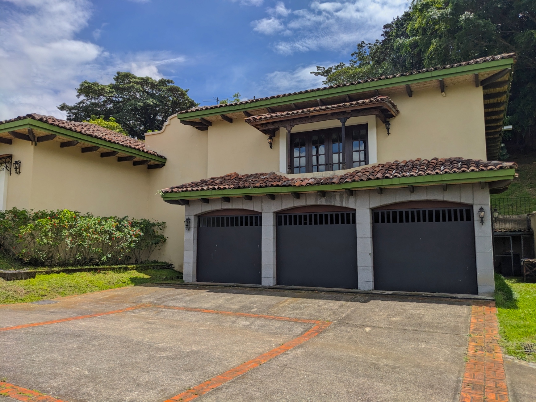 5 bed Single Family Homes For Sale in Escazu, San Jose - thumb 6