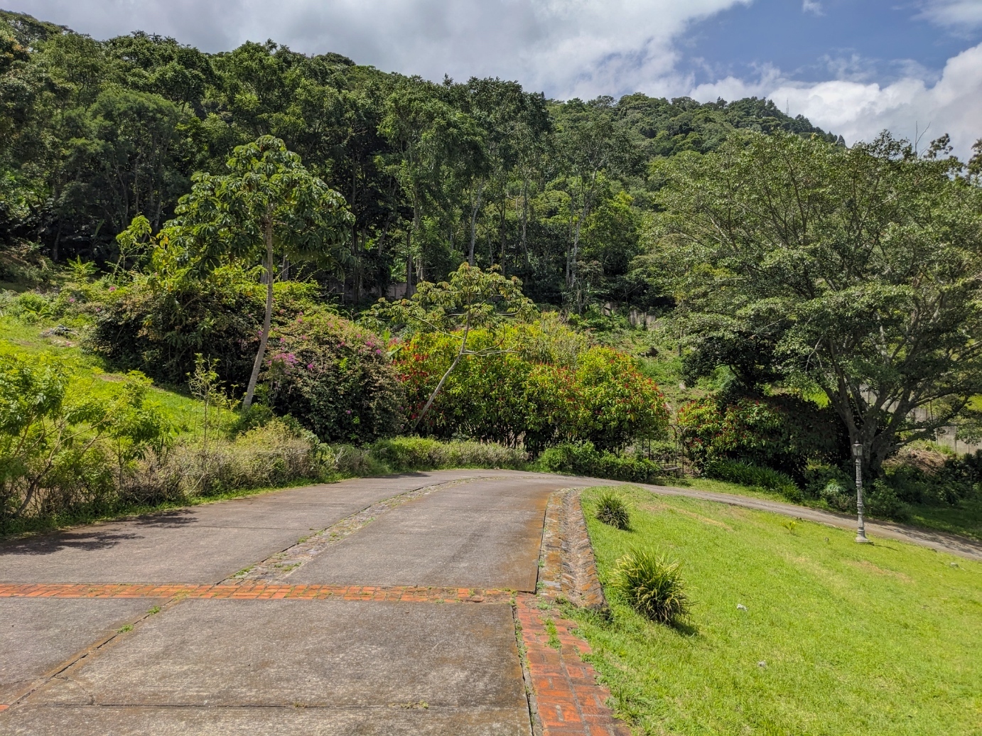 5 bed Single Family Homes For Sale in Escazu, San Jose - thumb 24