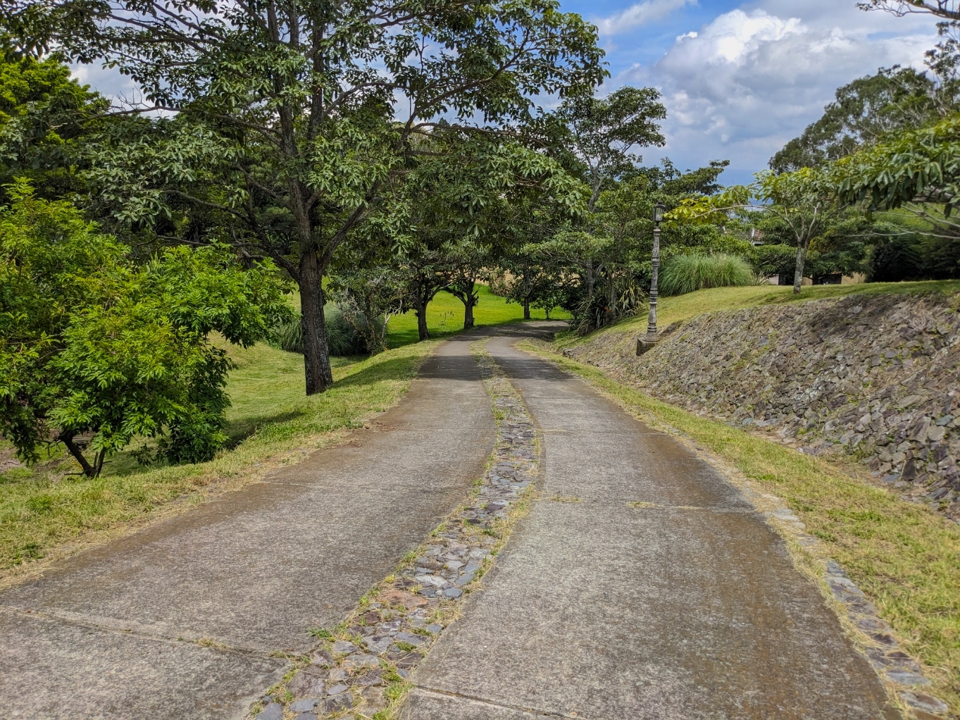 5 bed Single Family Homes For Sale in Escazu, San Jose - thumb 20