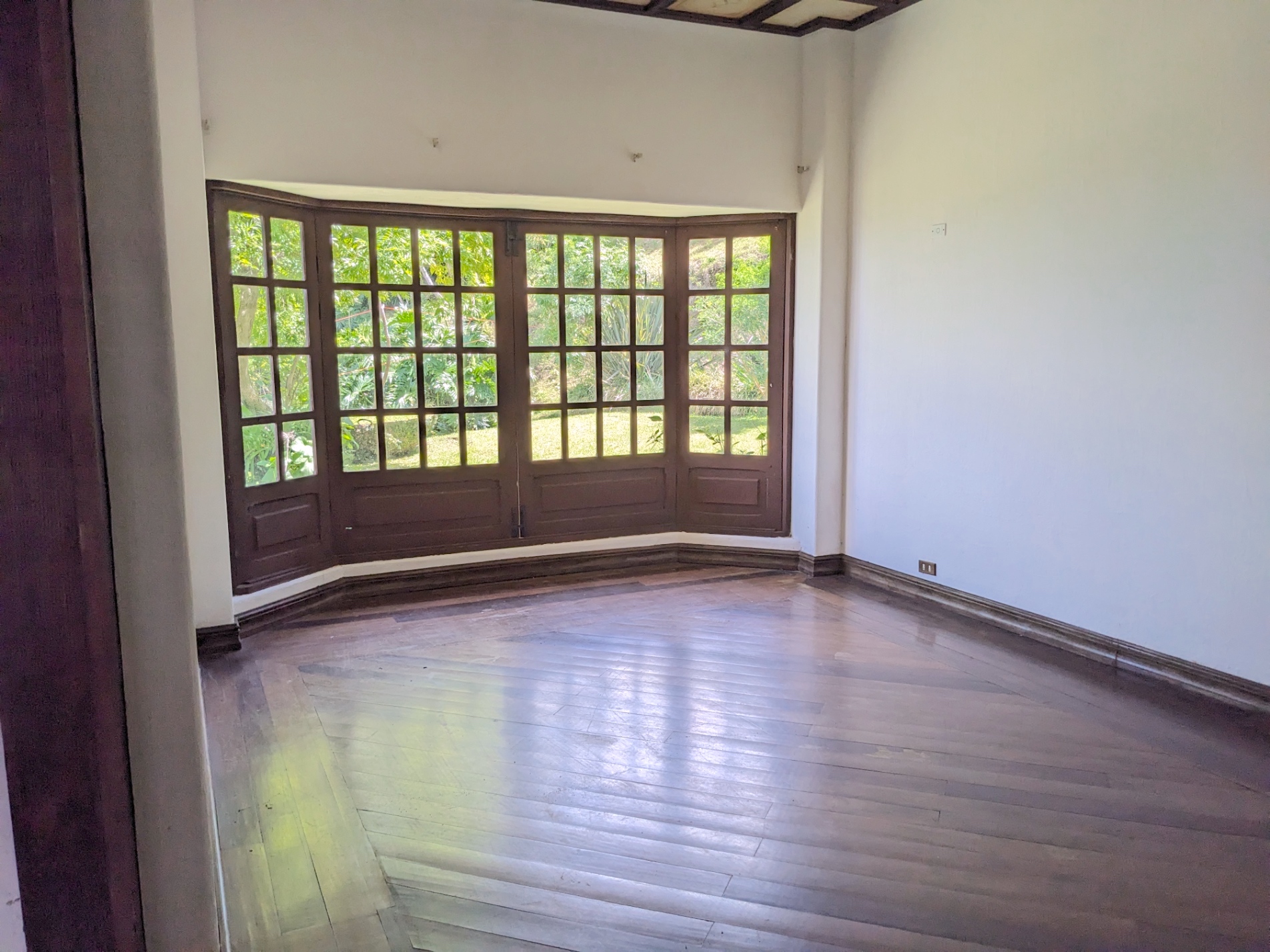 5 bed Single Family Homes For Sale in Escazu, San Jose - thumb 17