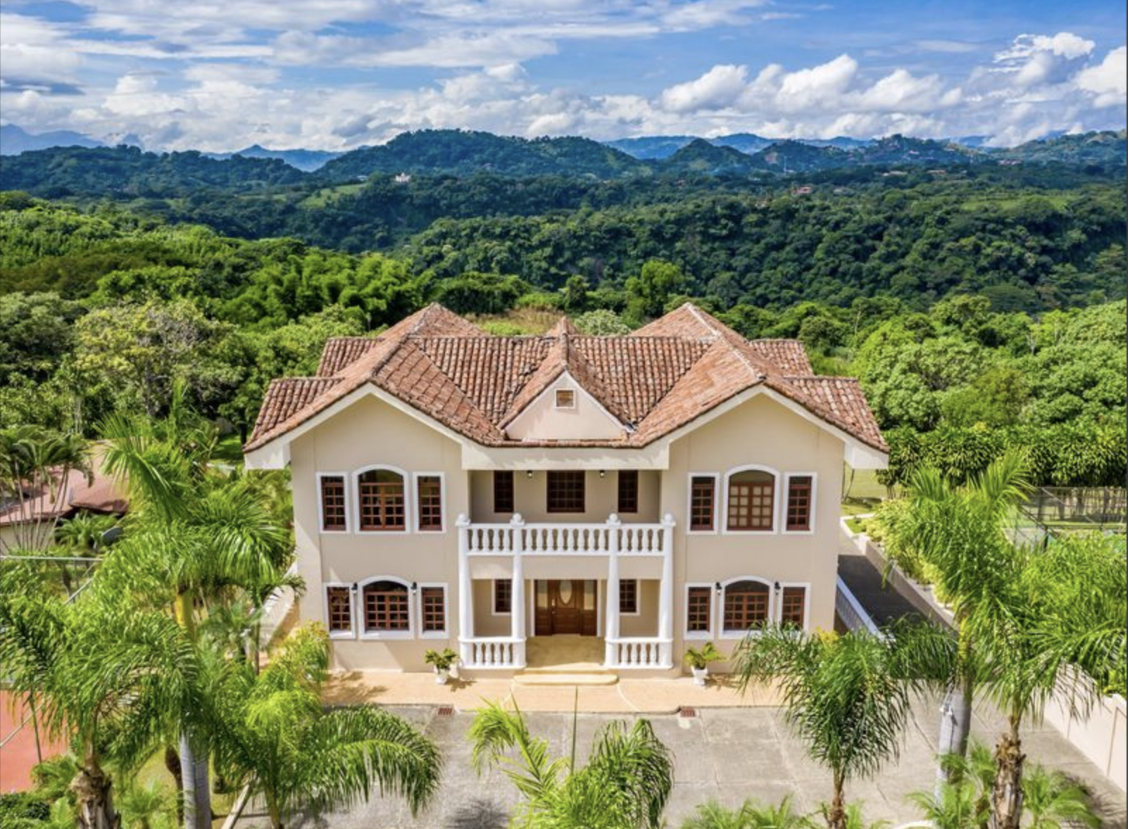 4 bed Single Family Homes For Sale in Atenas, Alajuela - thumb 7