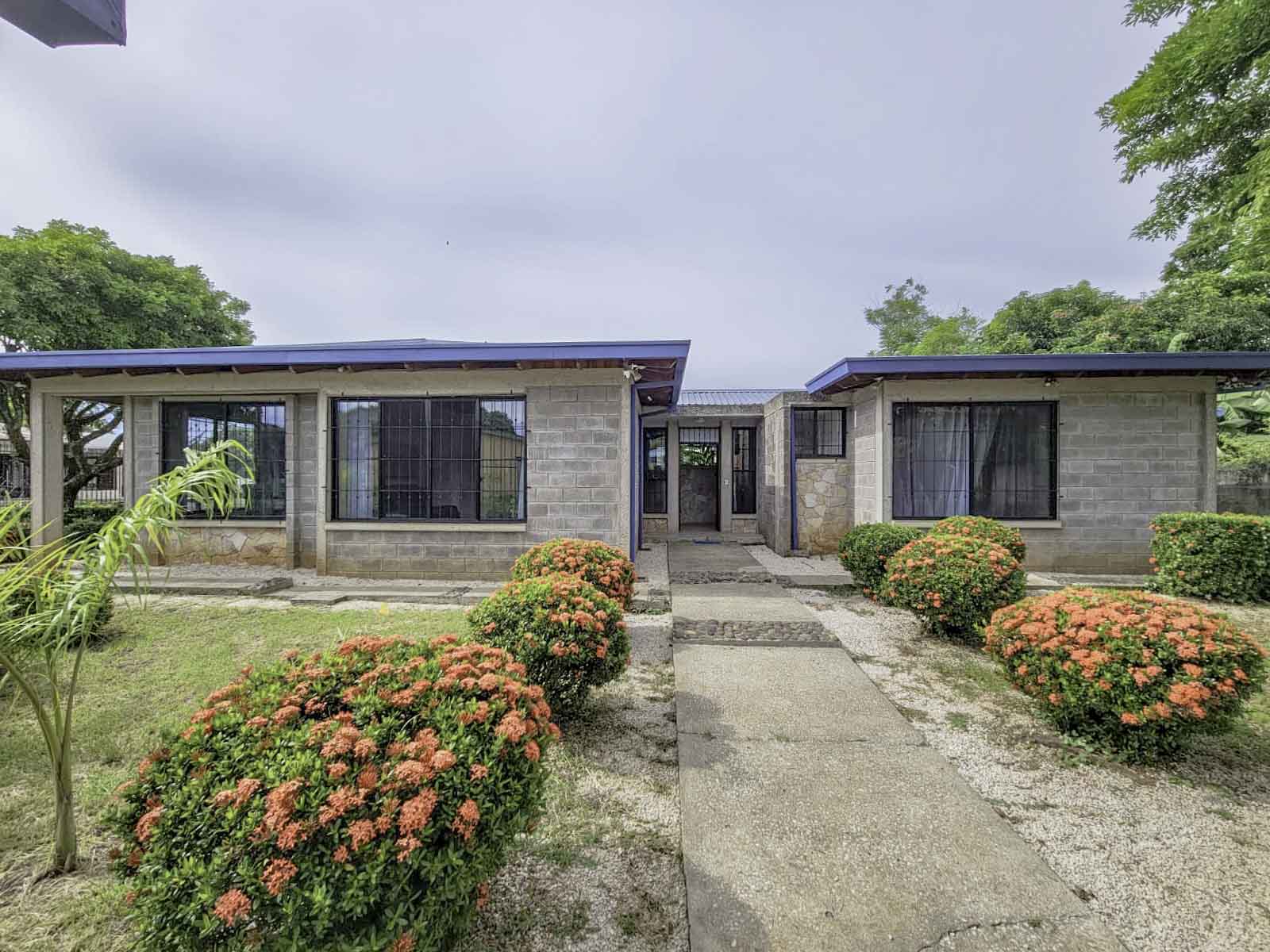 4 bed Single Family Homes For Sale in Nicoya Peninsula, Guanacaste - thumb 1