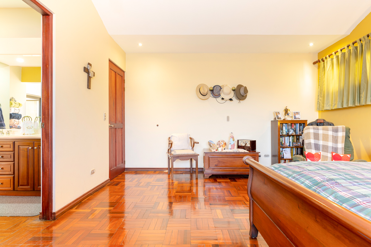 4 bed Single Family Homes For Rent in Curridabat, San Jose - thumb 25