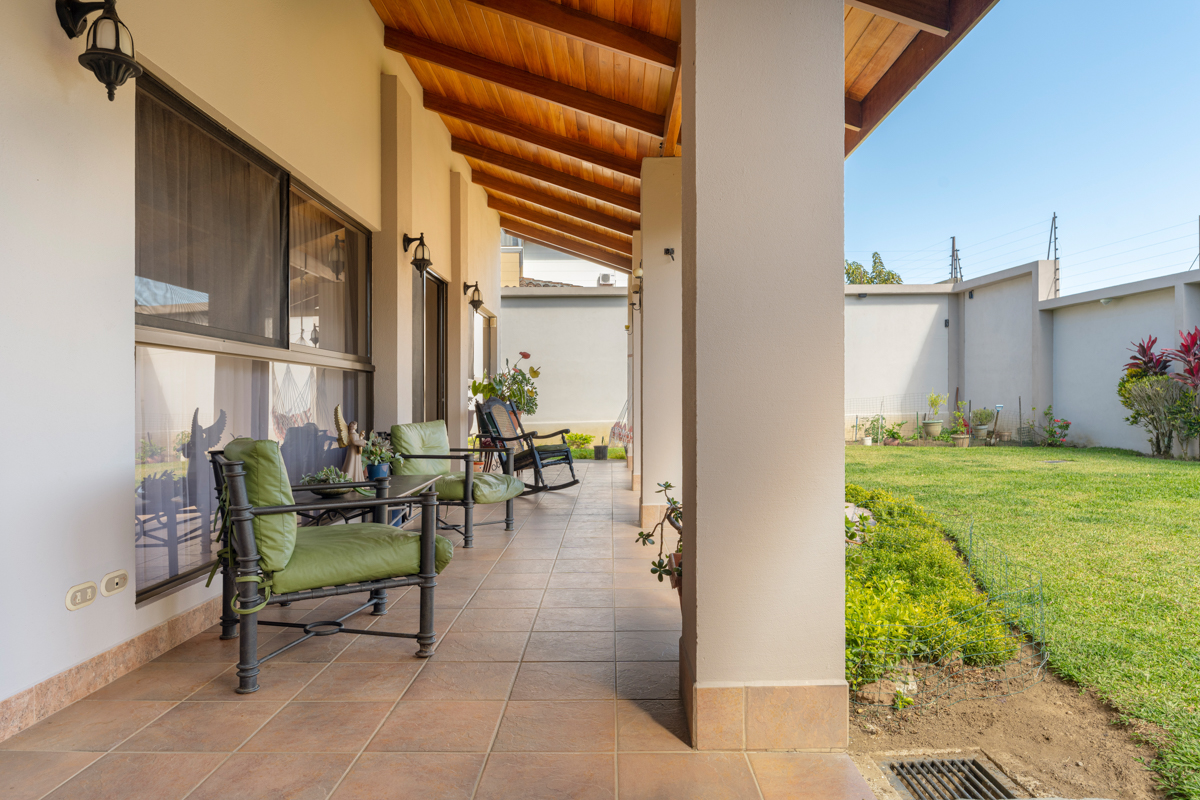 4 bed Single Family Homes For Rent in Curridabat, San Jose - thumb 6